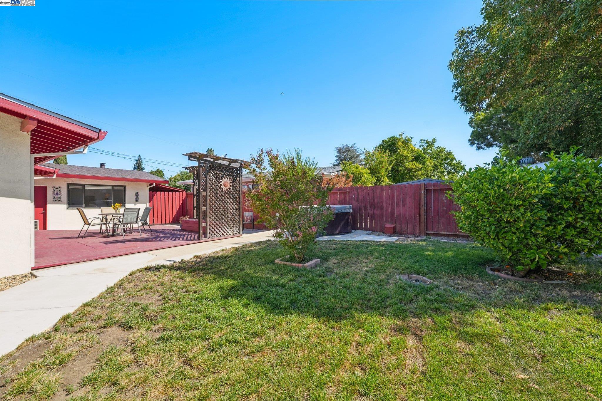 Detail Gallery Image 37 of 46 For 1052 Rincon Ave, Livermore,  CA 94551 - 4 Beds | 2 Baths