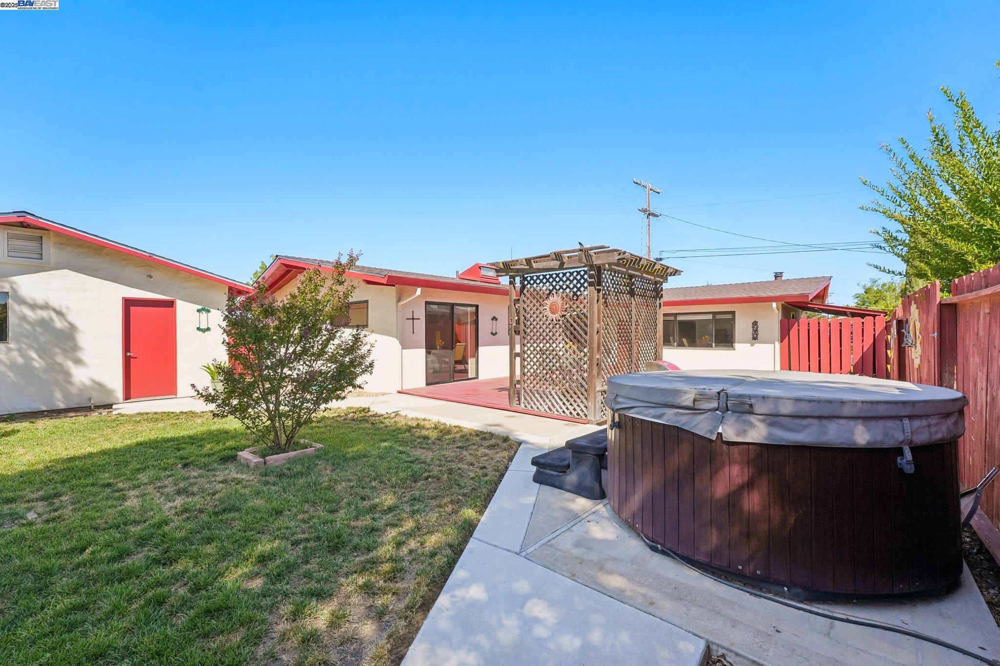 Detail Gallery Image 38 of 46 For 1052 Rincon Ave, Livermore,  CA 94551 - 4 Beds | 2 Baths