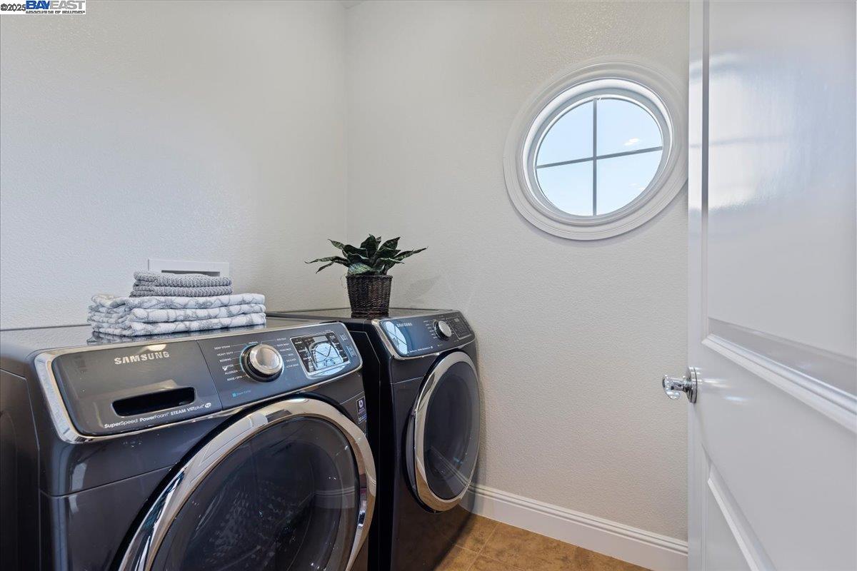Detail Gallery Image 23 of 37 For 4369 Table Mountain Rd, Dublin,  CA 94568 - 4 Beds | 2/1 Baths