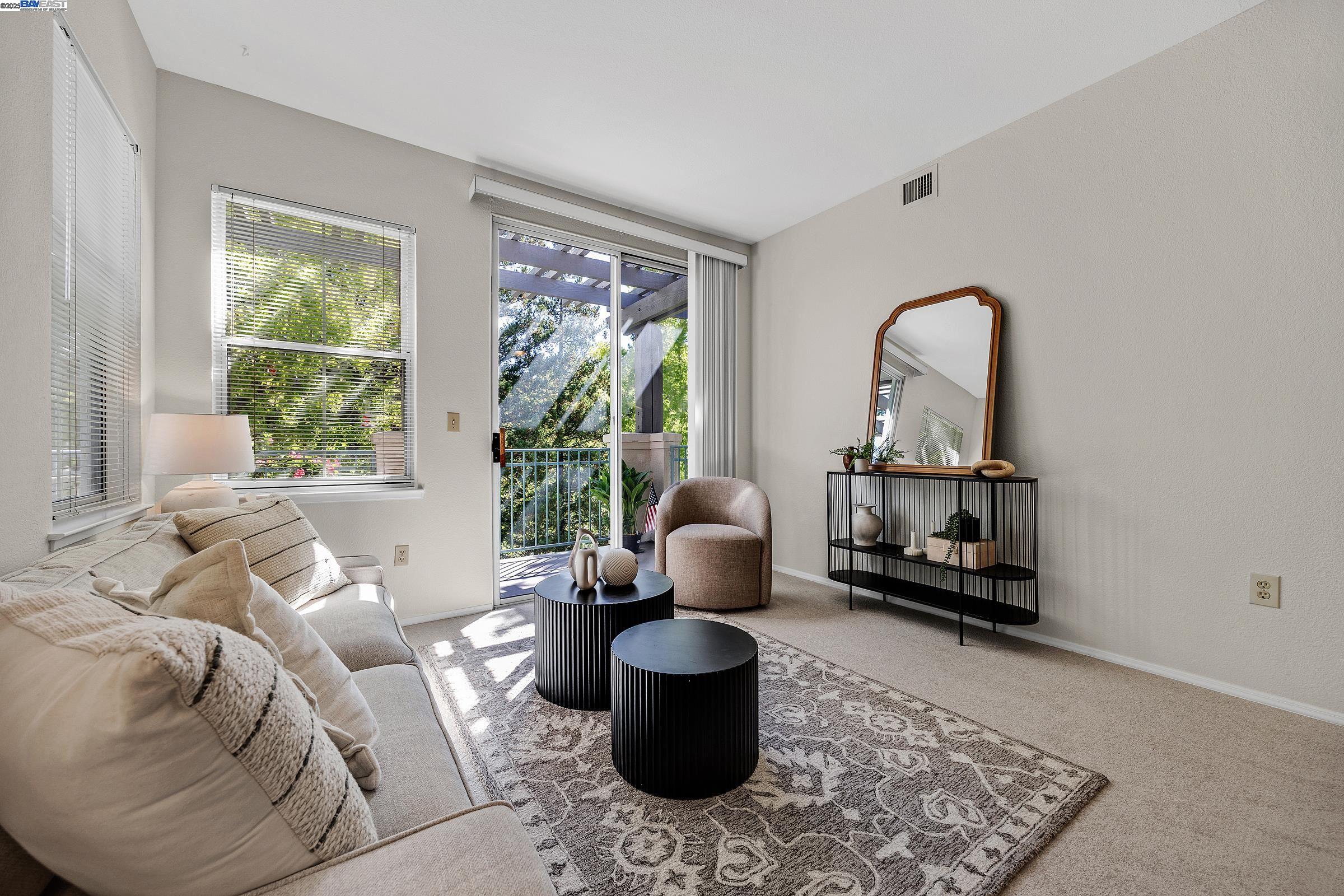 Detail Gallery Image 15 of 50 For 1860 Tice Creek Dr #1406,  Walnut Creek,  CA 94595 - 2 Beds | 2 Baths
