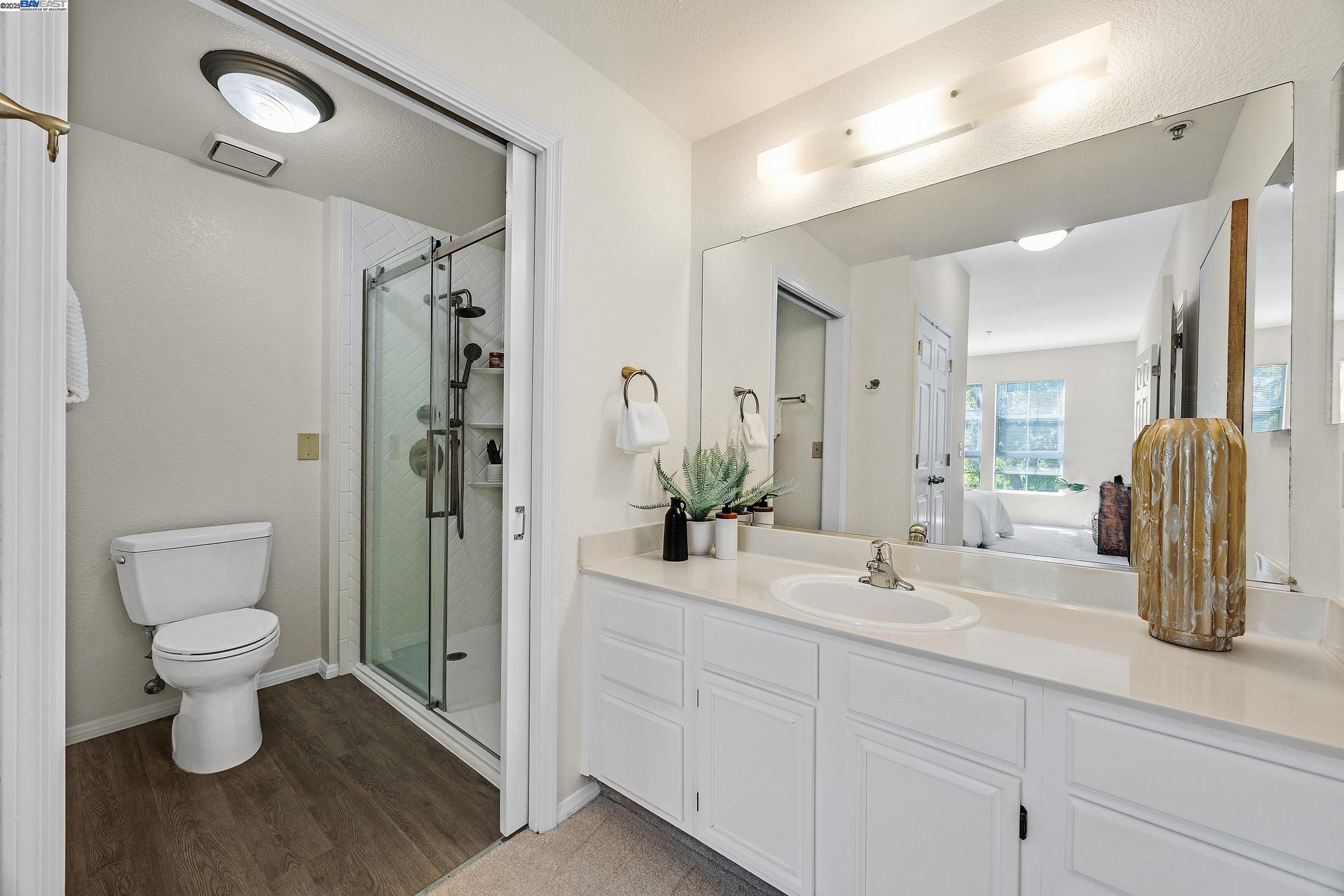 Detail Gallery Image 23 of 50 For 1860 Tice Creek Dr #1406,  Walnut Creek,  CA 94595 - 2 Beds | 2 Baths