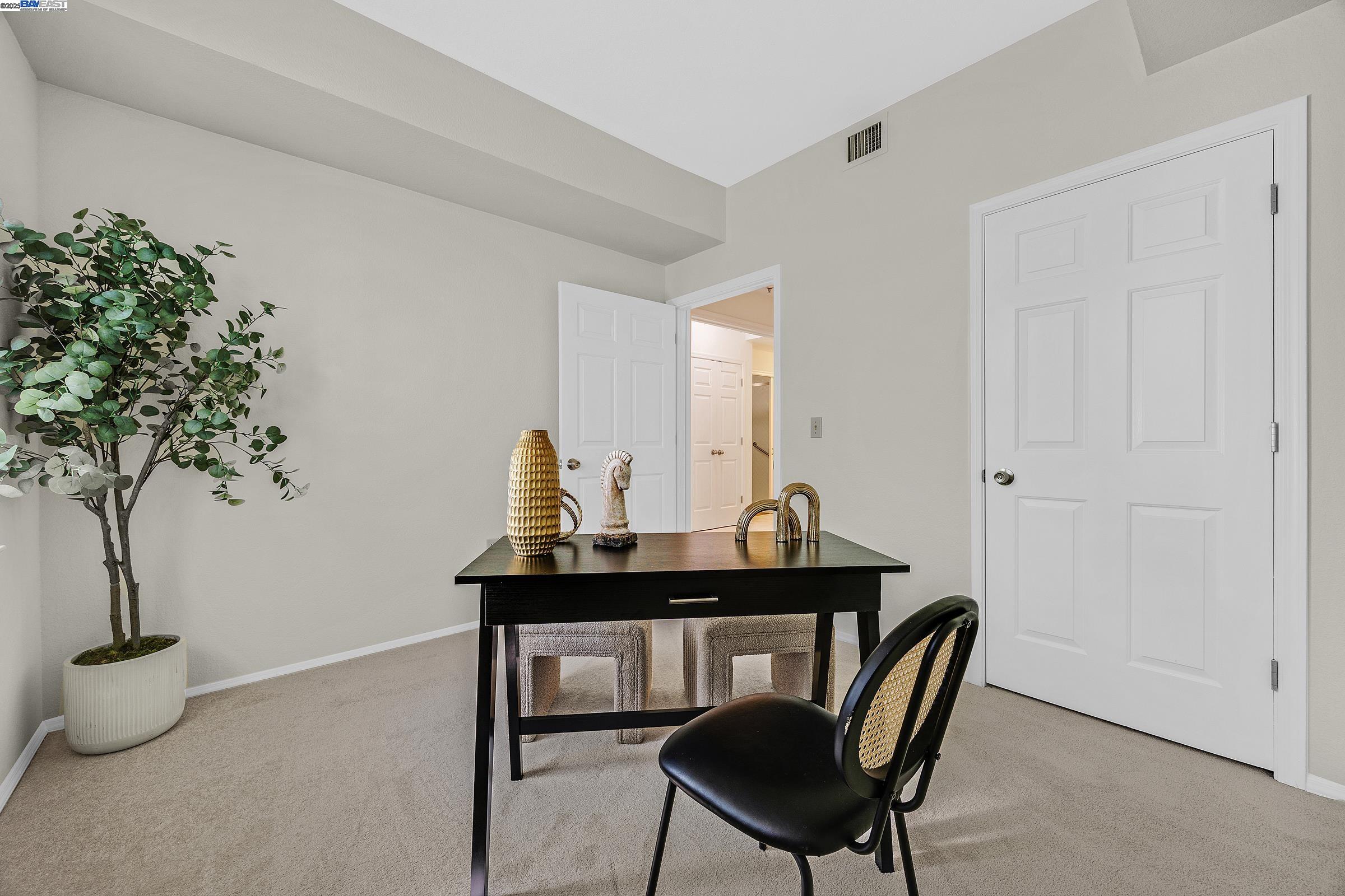 Detail Gallery Image 27 of 50 For 1860 Tice Creek Dr #1406,  Walnut Creek,  CA 94595 - 2 Beds | 2 Baths