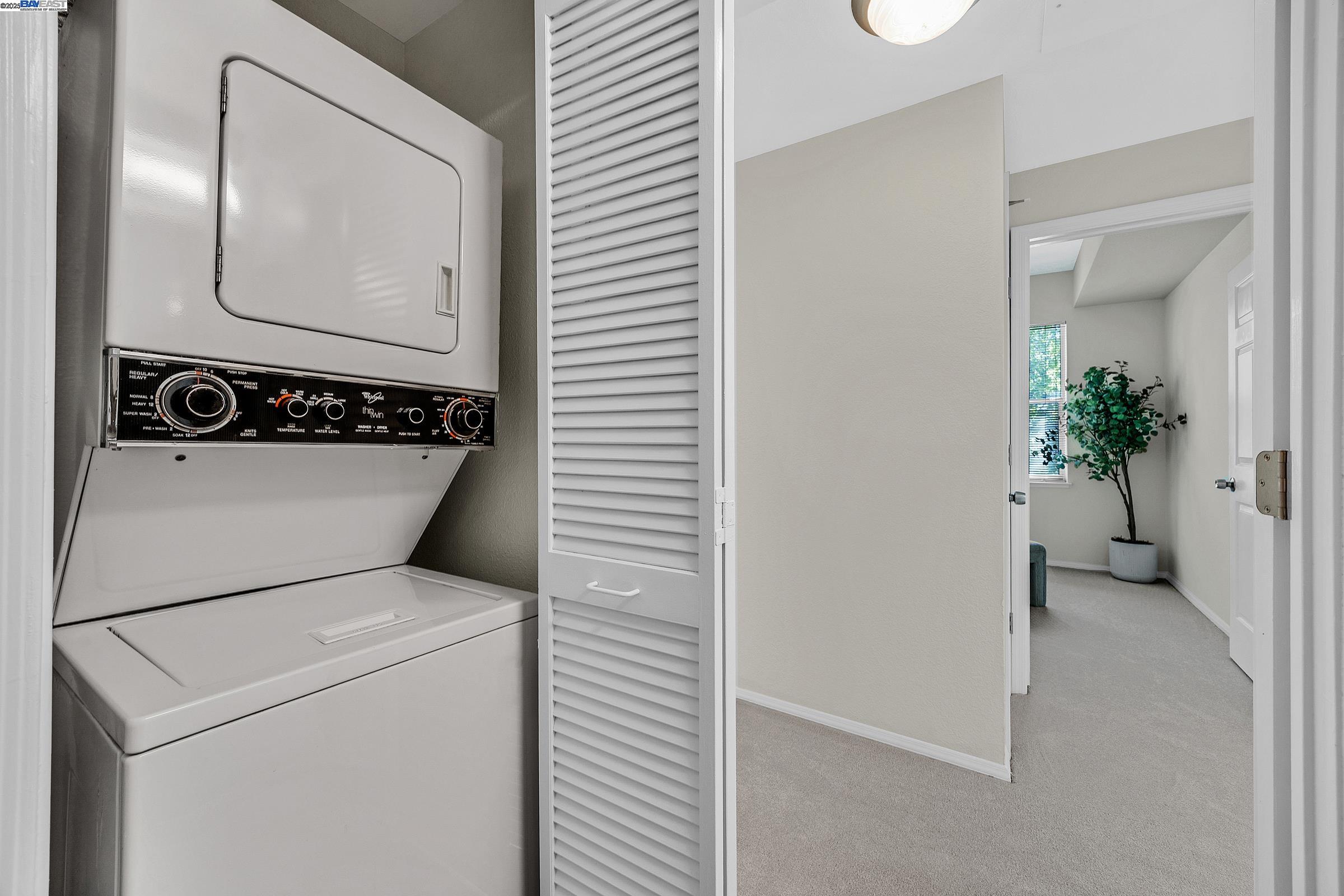 Detail Gallery Image 31 of 50 For 1860 Tice Creek Dr #1406,  Walnut Creek,  CA 94595 - 2 Beds | 2 Baths