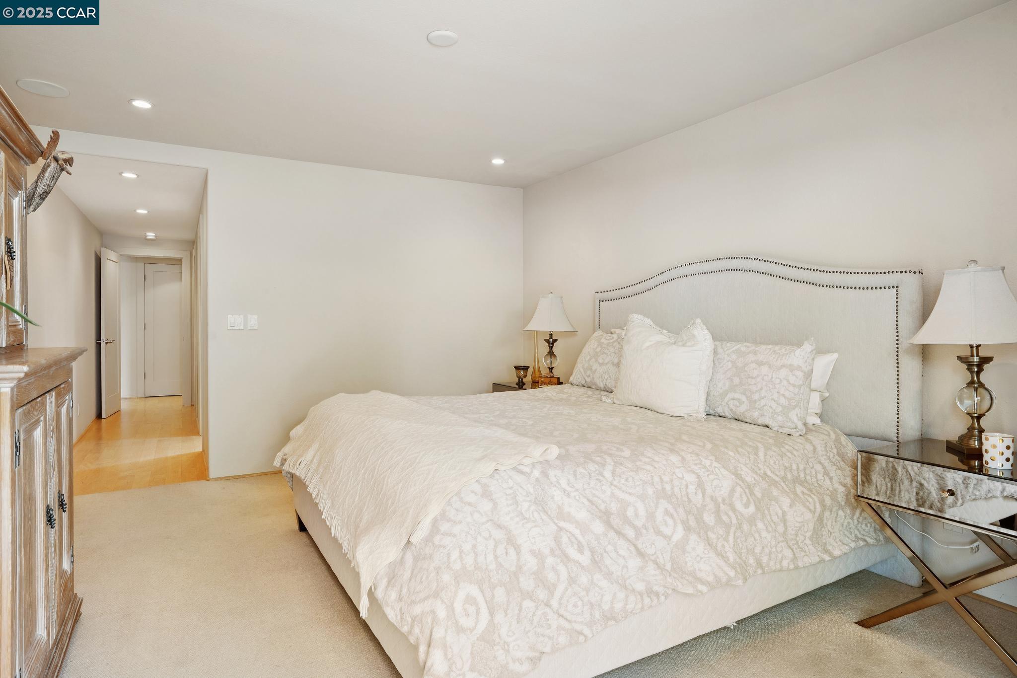 Detail Gallery Image 23 of 39 For 1988 Saint George Road, Danville,  CA 94526 - 2 Beds | 2 Baths