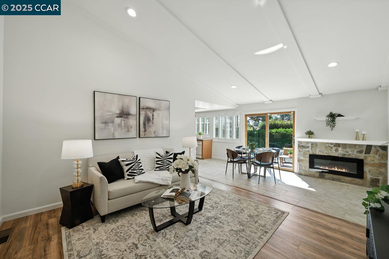Detail Gallery Image 13 of 36 For 2537 Dos Rios Dr, San Ramon,  CA 94583 - 3 Beds | 2 Baths