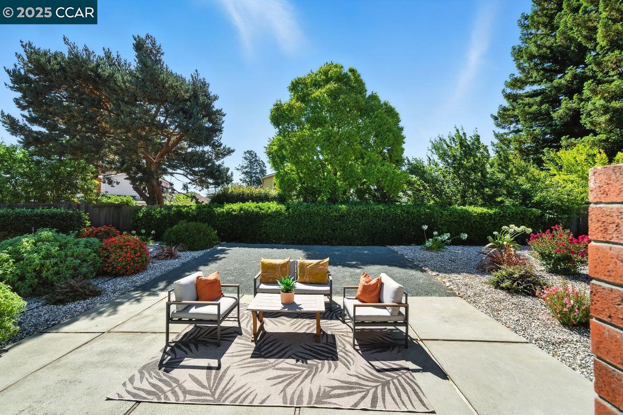 Detail Gallery Image 29 of 36 For 2537 Dos Rios Dr, San Ramon,  CA 94583 - 3 Beds | 2 Baths
