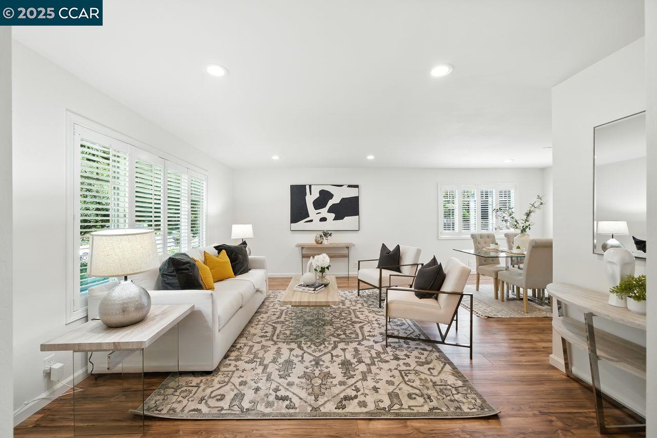 Detail Gallery Image 5 of 36 For 2537 Dos Rios Dr, San Ramon,  CA 94583 - 3 Beds | 2 Baths