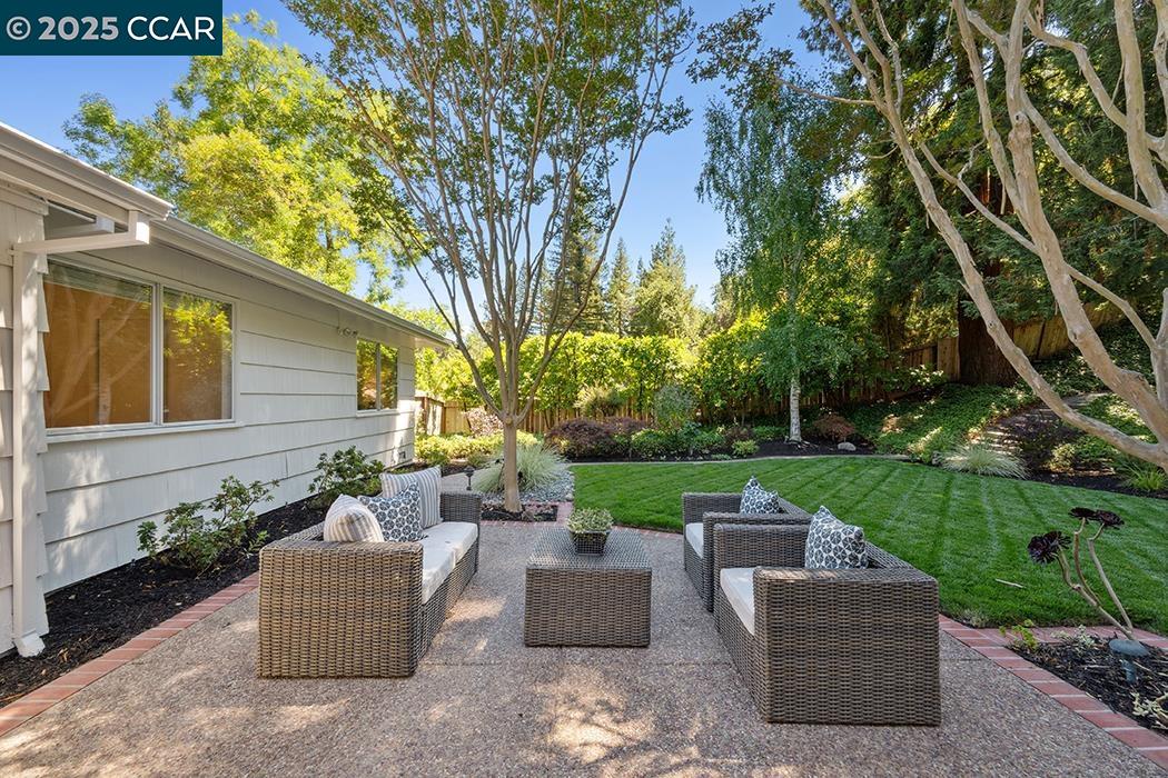 Detail Gallery Image 21 of 37 For 4 Harold Dr, Moraga,  CA 94556 - 4 Beds | 3 Baths