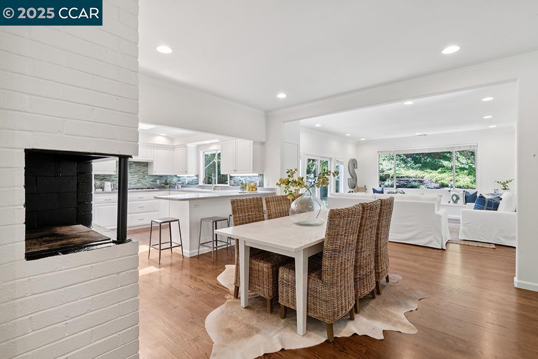 Detail Gallery Image 8 of 37 For 4 Harold Dr, Moraga,  CA 94556 - 4 Beds | 3 Baths
