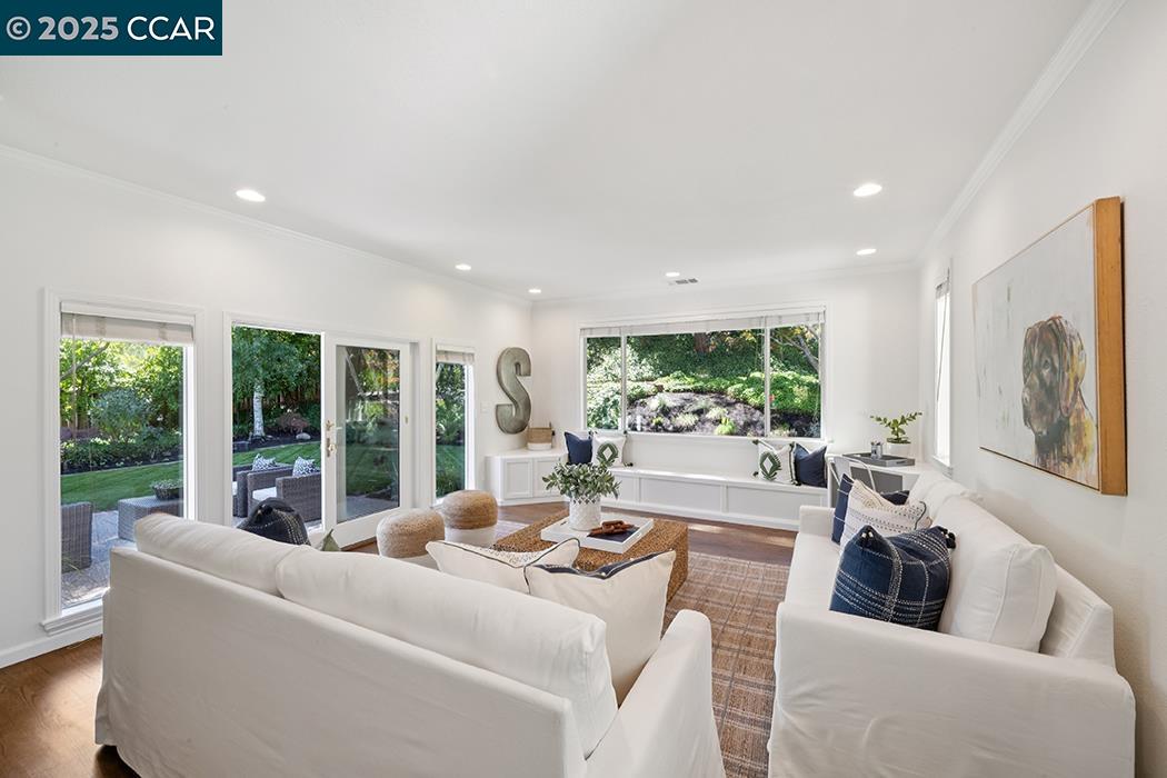 Detail Gallery Image 9 of 37 For 4 Harold Dr, Moraga,  CA 94556 - 4 Beds | 3 Baths