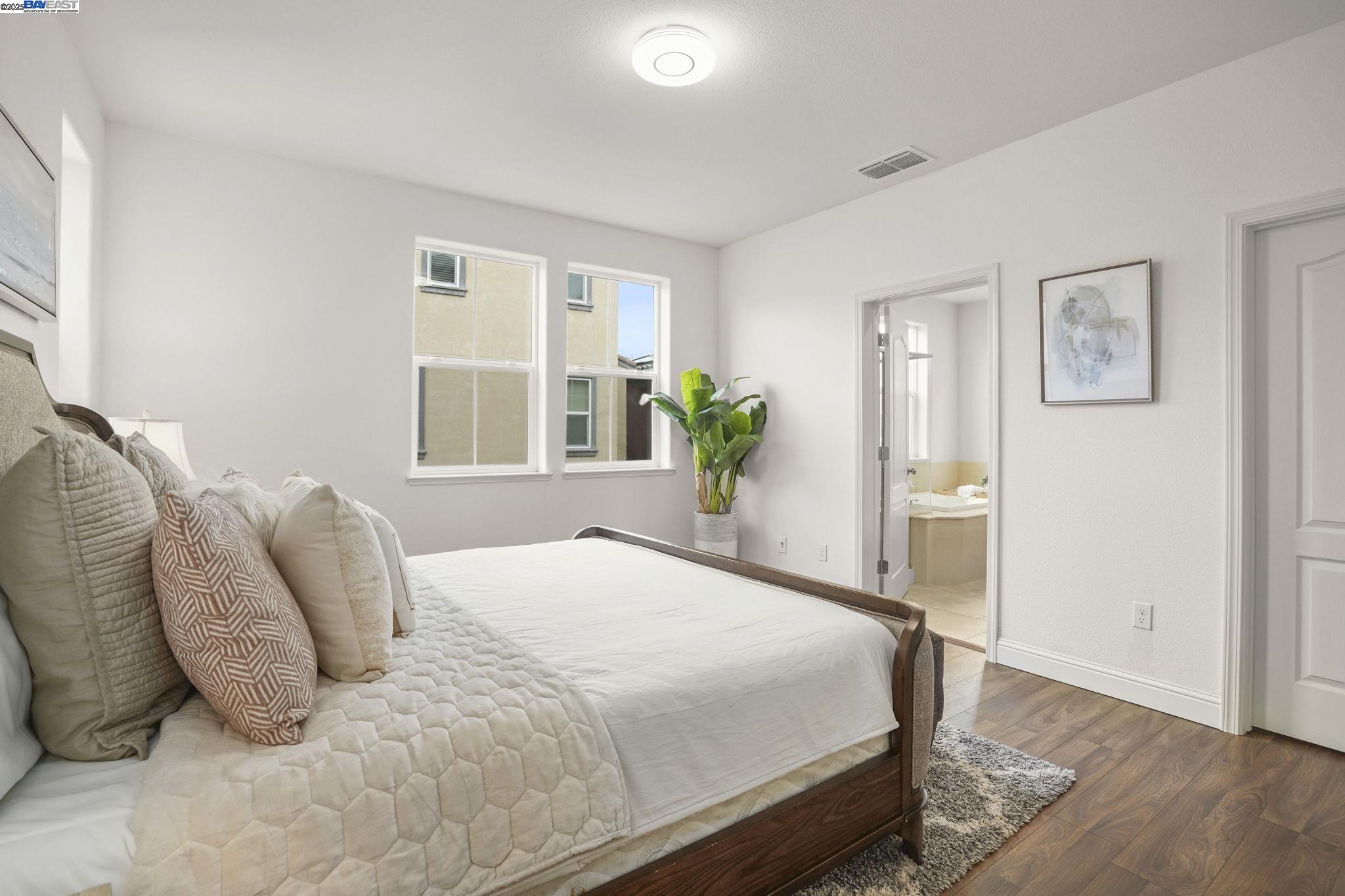 Detail Gallery Image 18 of 45 For 3105 Vittoria Loop, Dublin,  CA 94568 - 4 Beds | 3/1 Baths