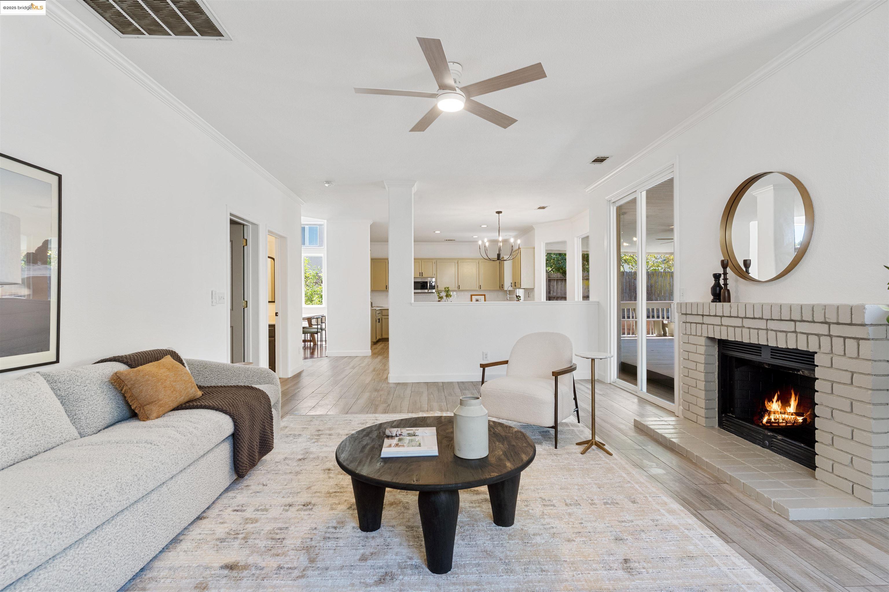 Detail Gallery Image 15 of 41 For 311 Clove Way, Oakley,  CA 94561 - 4 Beds | 2/1 Baths