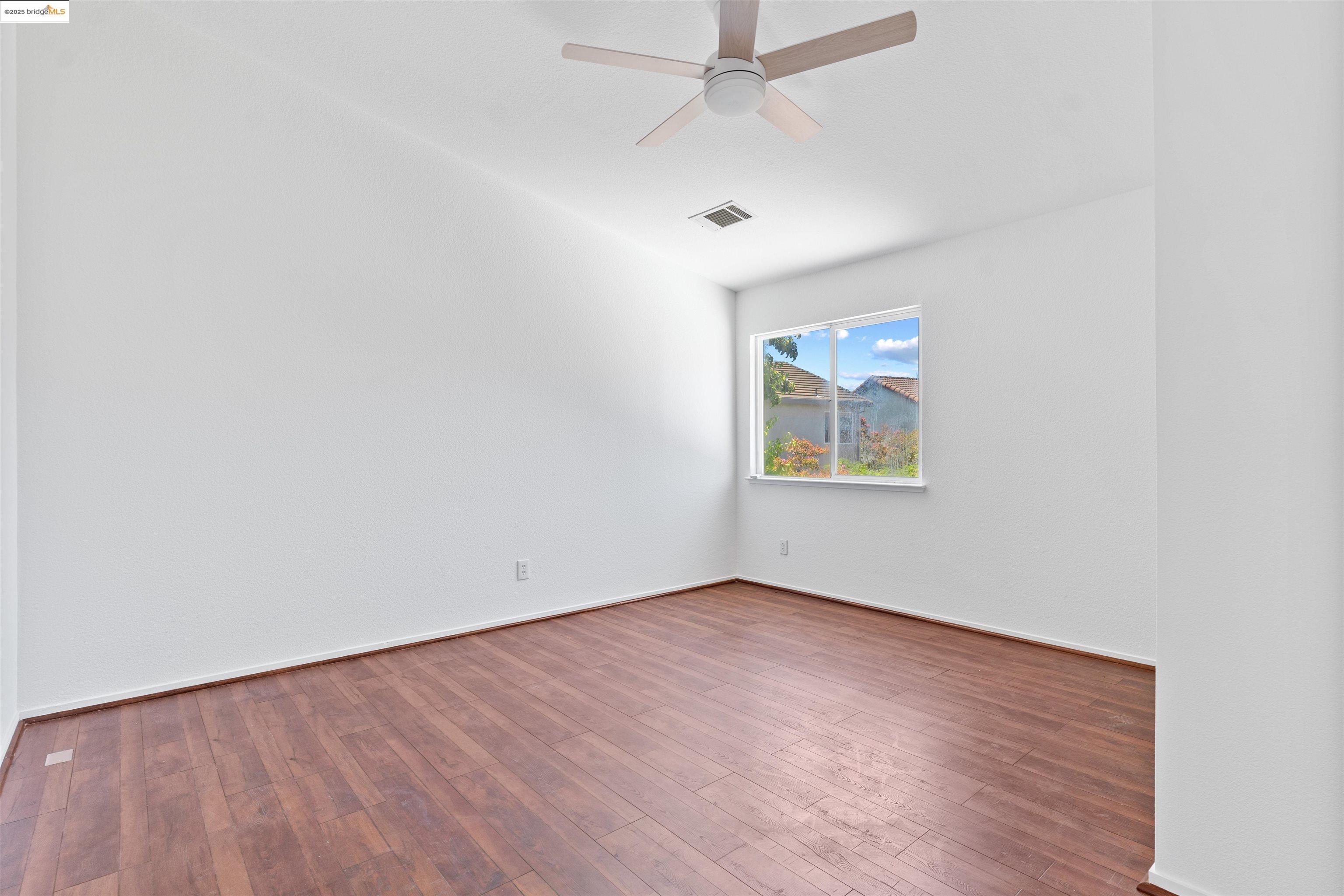 Detail Gallery Image 23 of 41 For 311 Clove Way, Oakley,  CA 94561 - 4 Beds | 2/1 Baths
