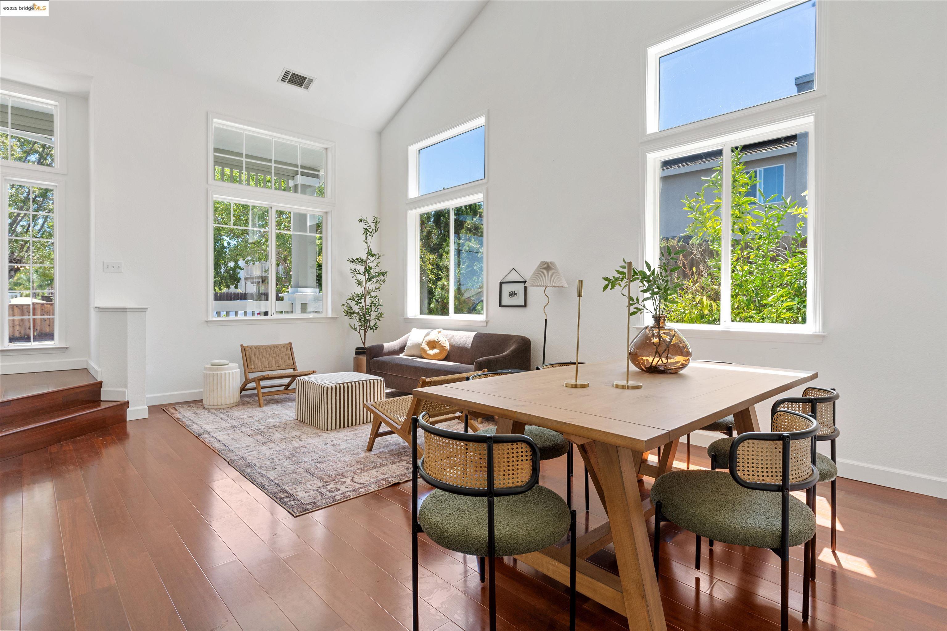 Detail Gallery Image 6 of 41 For 311 Clove Way, Oakley,  CA 94561 - 4 Beds | 2/1 Baths