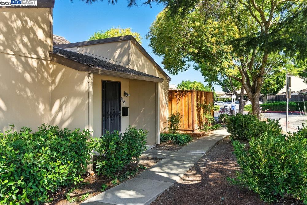 Detail Gallery Image 32 of 33 For 1975 Landess Ave, Milpitas,  CA 95035 - 2 Beds | 1 Baths