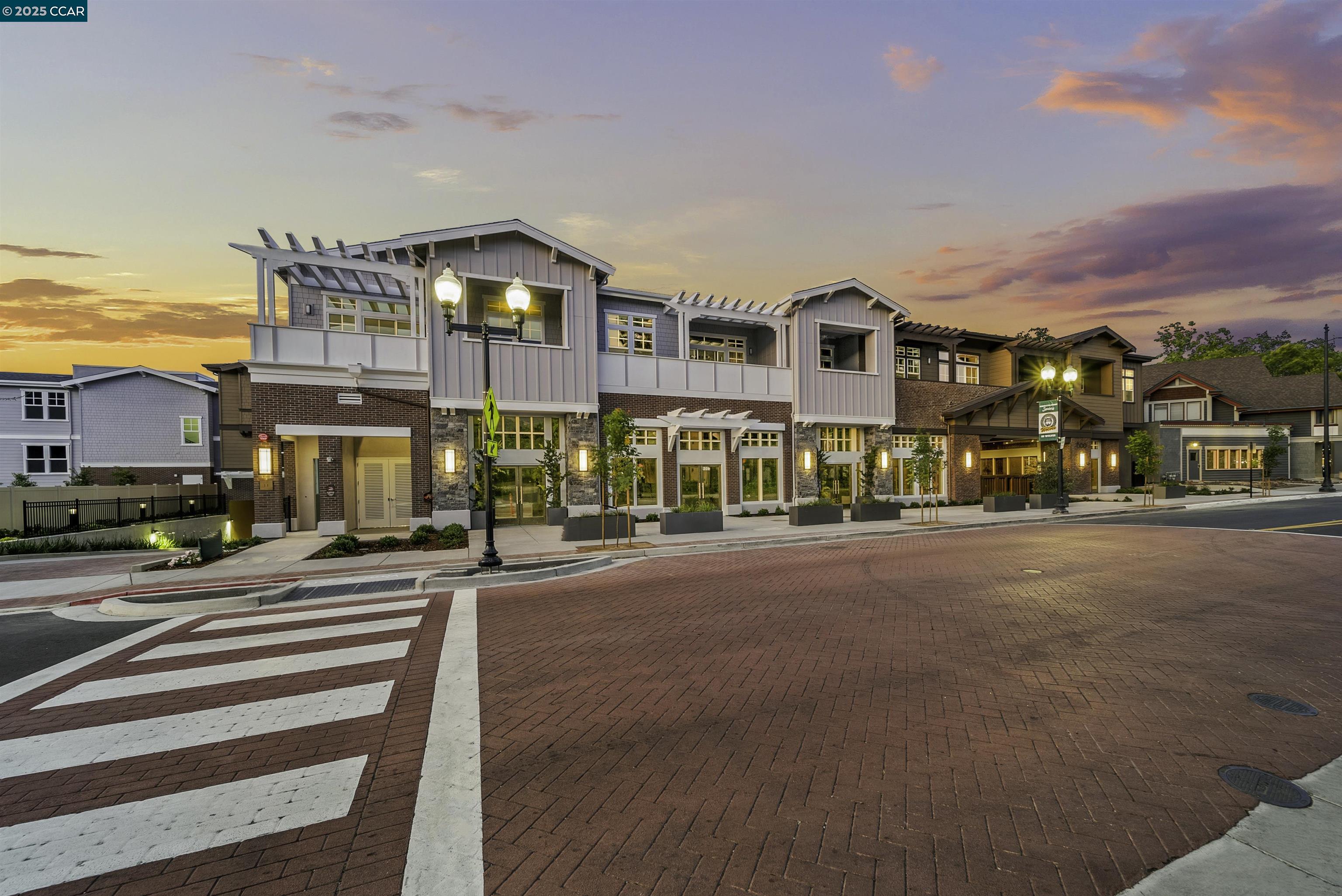 Front Image Thumbnail for CC41108812