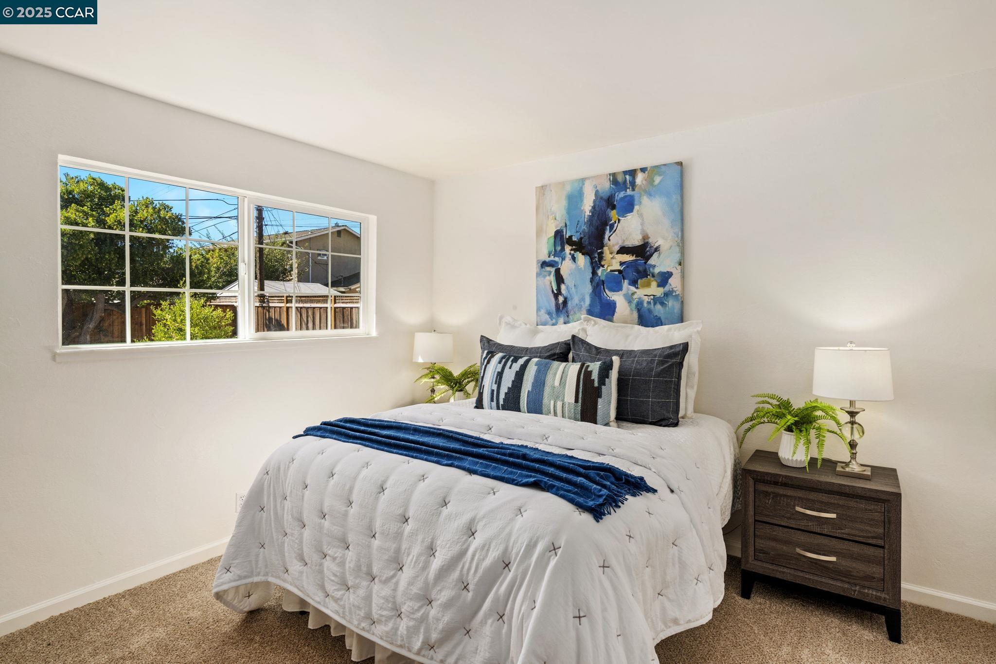 Detail Gallery Image 15 of 37 For 1950 Emerald St, Concord,  CA 94518 - 4 Beds | 2 Baths