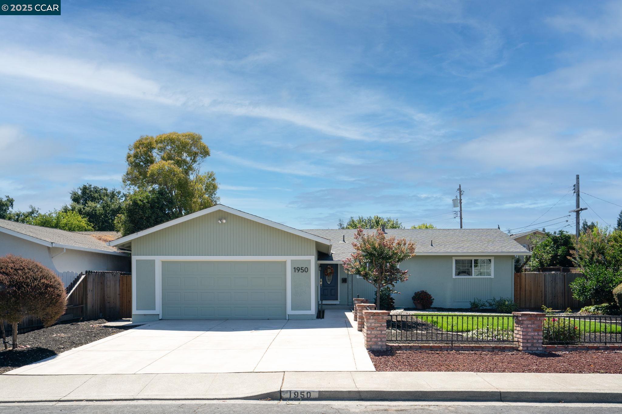 Detail Gallery Image 37 of 37 For 1950 Emerald St, Concord,  CA 94518 - 4 Beds | 2 Baths
