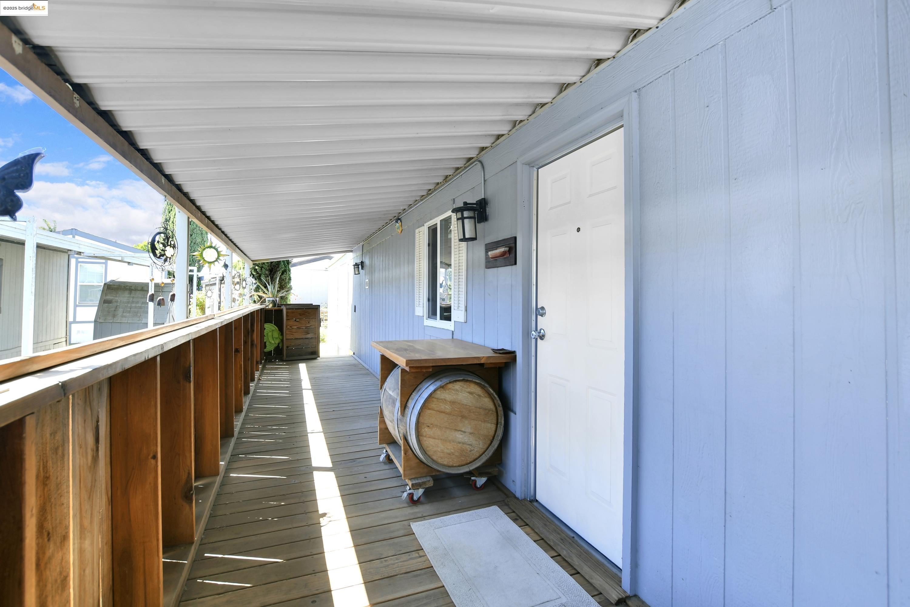 Detail Gallery Image 2 of 25 For 3638 Hawthorne Dr, Bethel Island,  CA 94511 - 2 Beds | 2 Baths