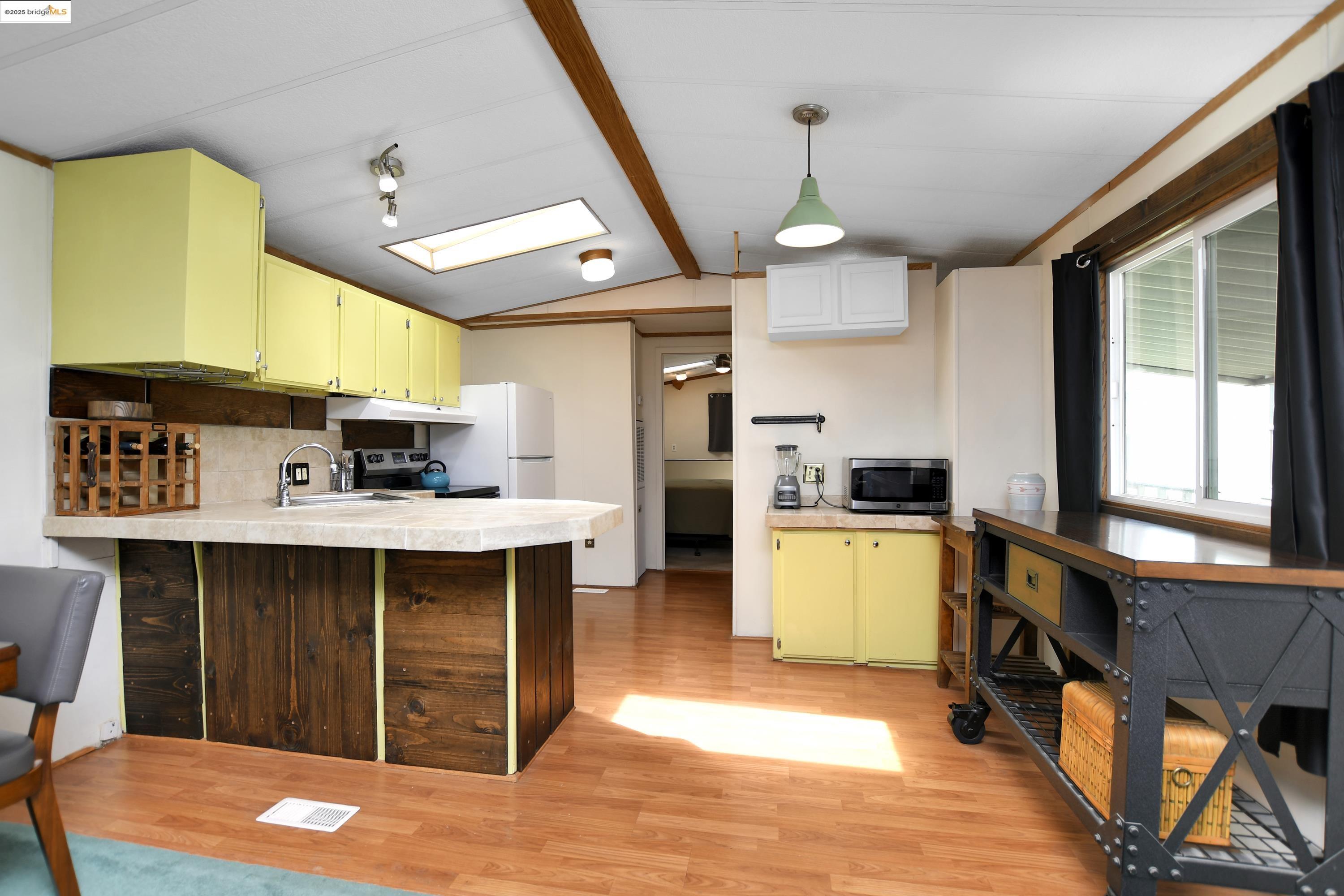 Detail Gallery Image 6 of 25 For 3638 Hawthorne Dr, Bethel Island,  CA 94511 - 2 Beds | 2 Baths