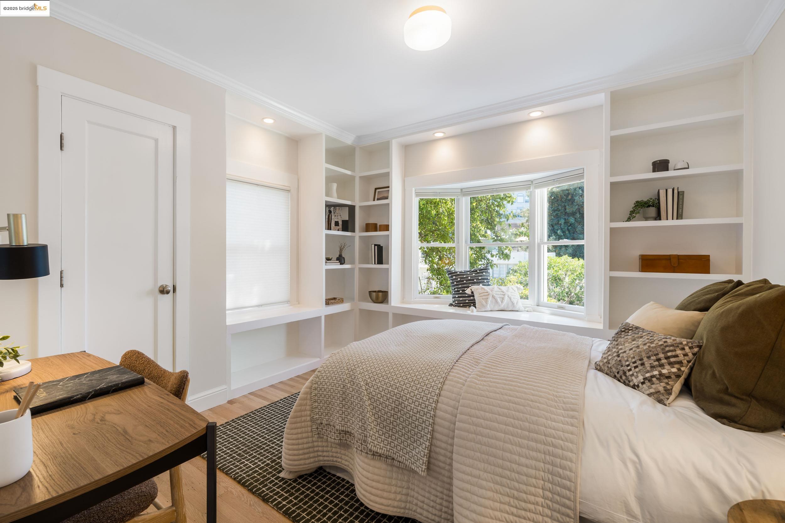 Detail Gallery Image 29 of 48 For 6314 Broadway Ter, Oakland,  CA 94618 - 3 Beds | 1 Baths