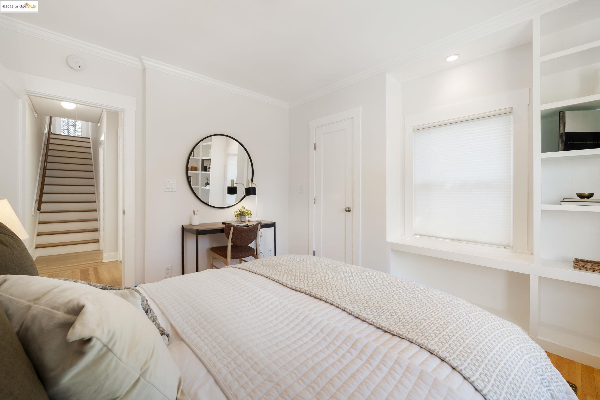 Detail Gallery Image 32 of 48 For 6314 Broadway Ter, Oakland,  CA 94618 - 3 Beds | 1 Baths