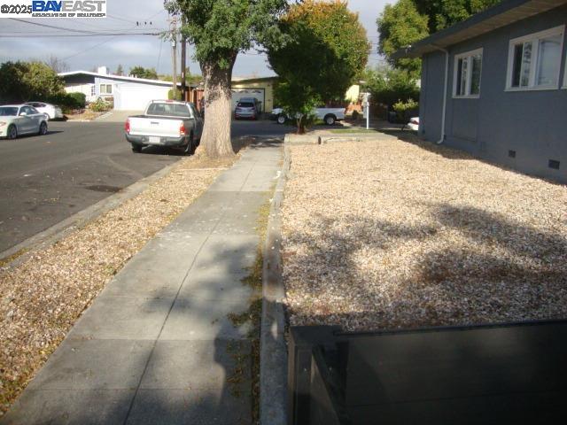 Detail Gallery Image 7 of 7 For 24282 Willimet Way, Hayward,  CA 94544 - 3 Beds | 2 Baths