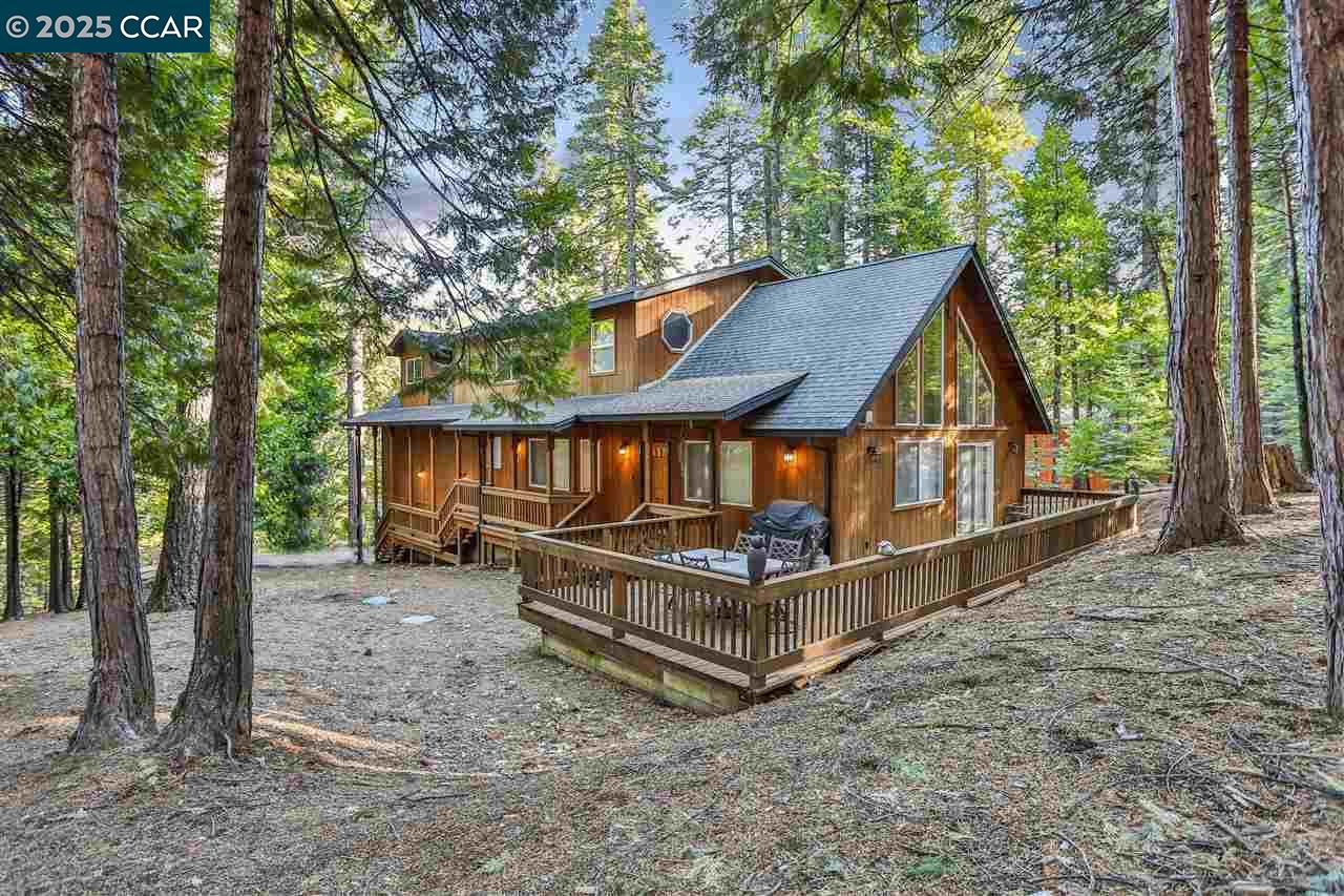 Detail Gallery Image 2 of 58 For 2883 Chinook Way, Dorrington,  CA 95223 - 3 Beds | 3/1 Baths
