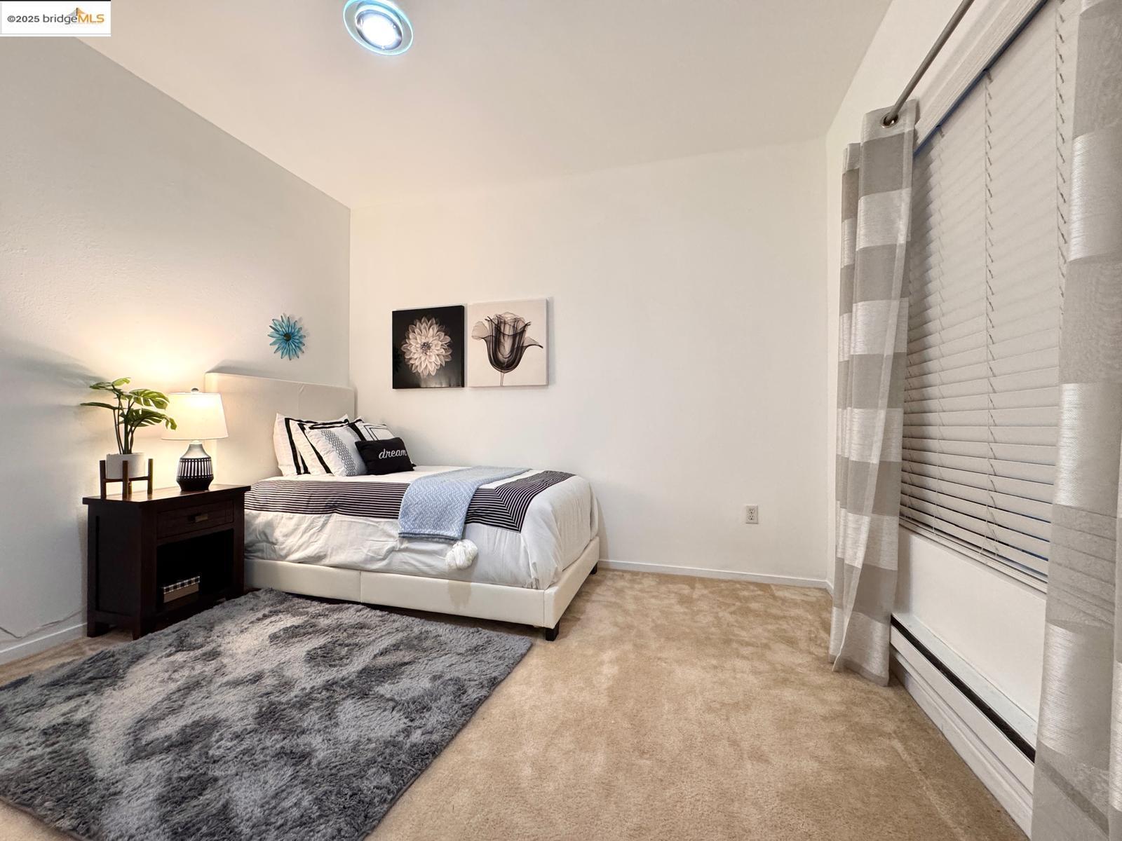Detail Gallery Image 31 of 44 For 320 Caldecott Ln #127,  Oakland,  CA 94618 - 2 Beds | 2 Baths