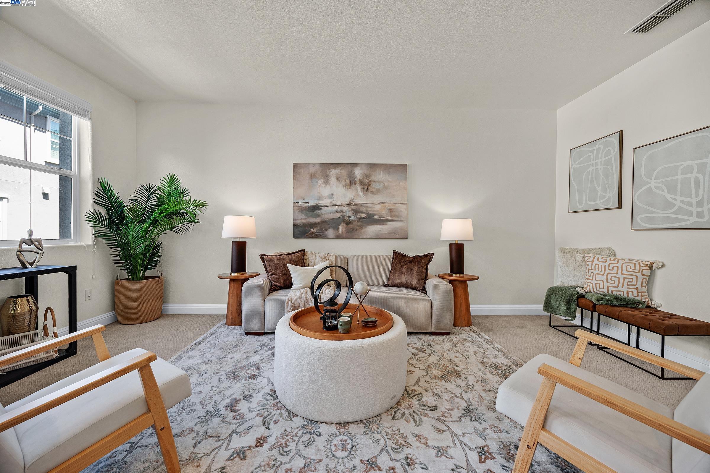 Detail Gallery Image 17 of 31 For 3971 Portola Cmn #1,  Livermore,  CA 94551 - 4 Beds | 3/1 Baths