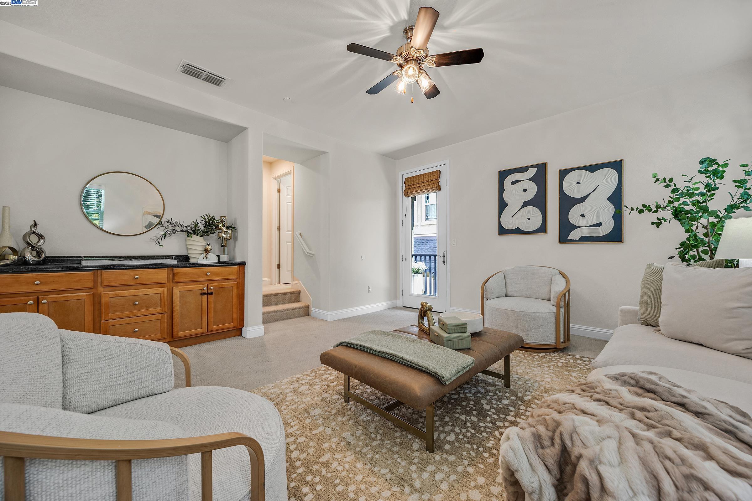 Detail Gallery Image 7 of 31 For 3971 Portola Cmn #1,  Livermore,  CA 94551 - 4 Beds | 3/1 Baths