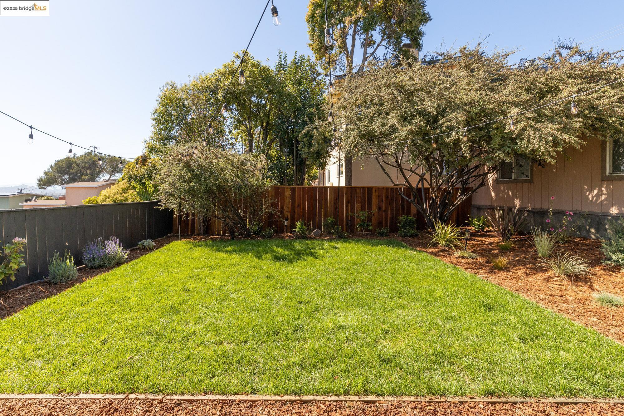 Detail Gallery Image 43 of 58 For 6735 Cutting Blvd, El Cerrito,  CA 94530 - 4 Beds | 3 Baths
