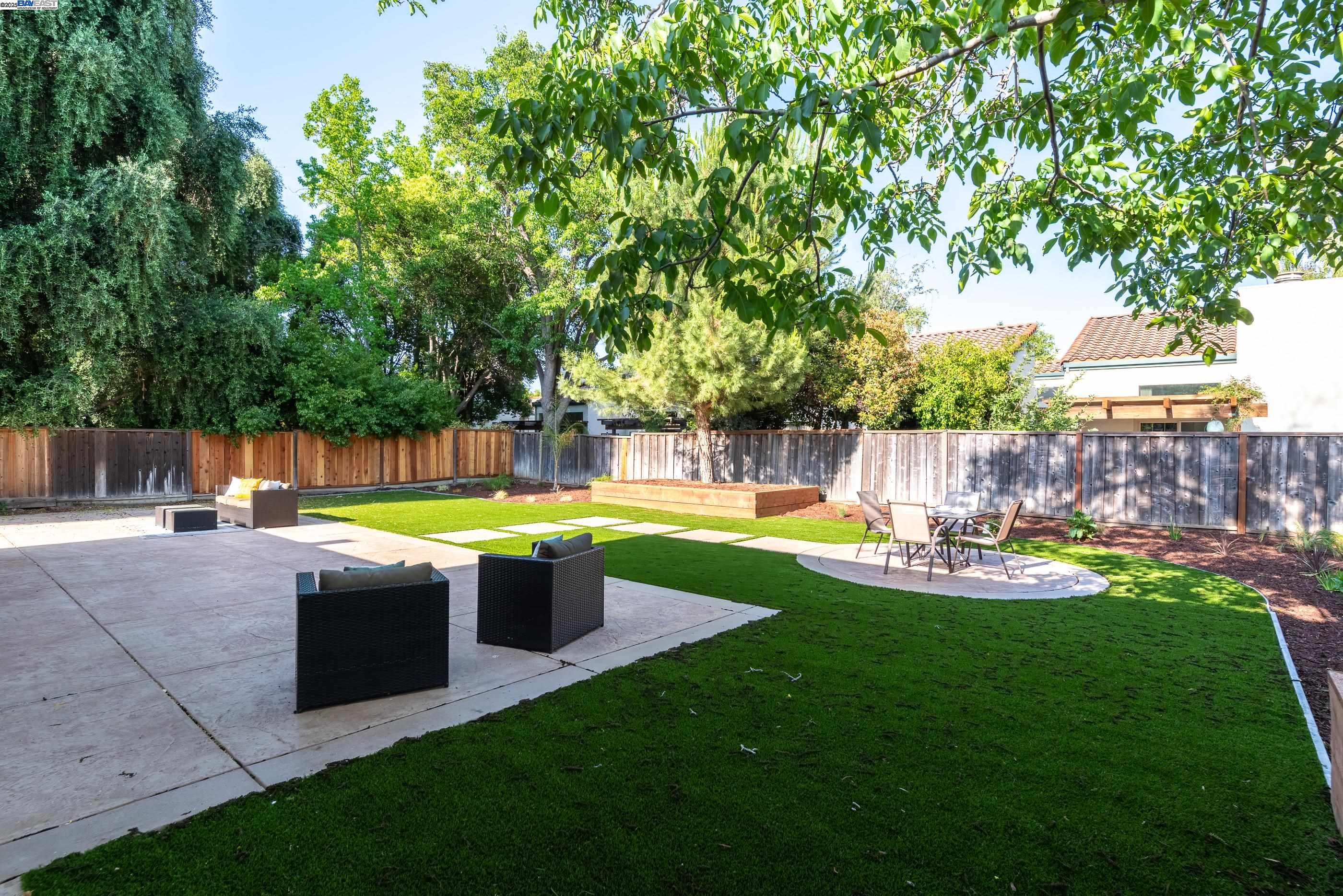 Detail Gallery Image 41 of 59 For 1984 Brooktree Way, Pleasanton,  CA 94566 - 4 Beds | 2/1 Baths