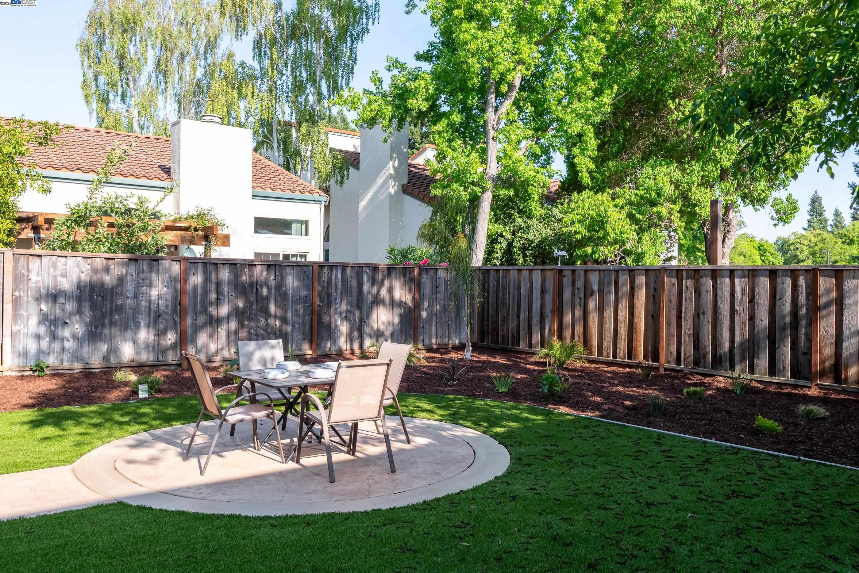 Detail Gallery Image 43 of 59 For 1984 Brooktree Way, Pleasanton,  CA 94566 - 4 Beds | 2/1 Baths