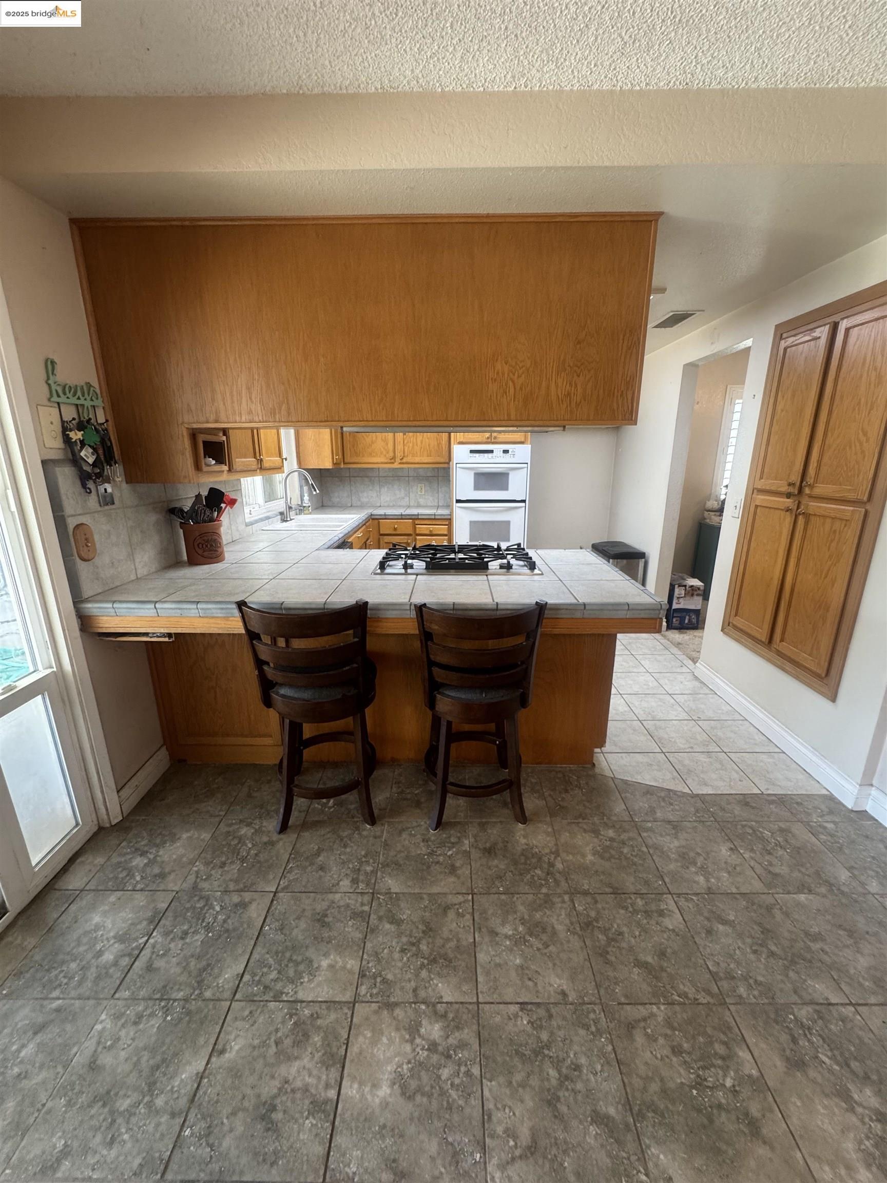 Detail Gallery Image 14 of 15 For 3045 W Victor Ave., Visalia,  CA 93277 - 3 Beds | 3 Baths