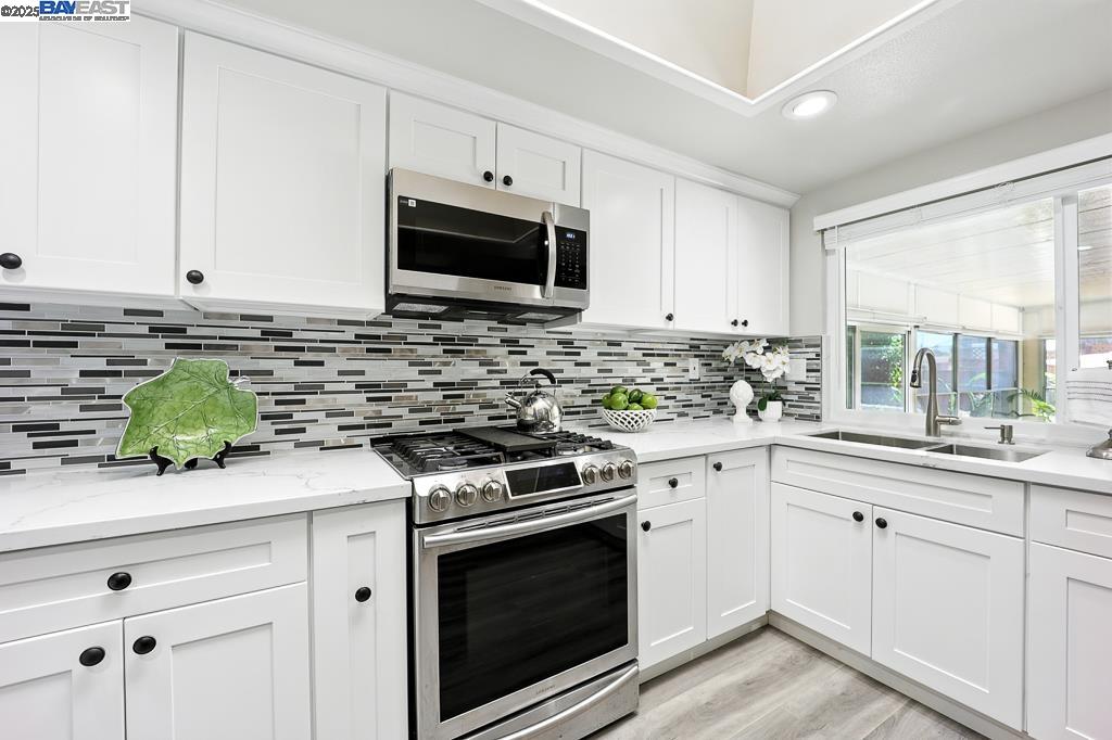 Detail Gallery Image 12 of 60 For 2702 Chinook Ct, Union City,  CA 94587 - 4 Beds | 2 Baths
