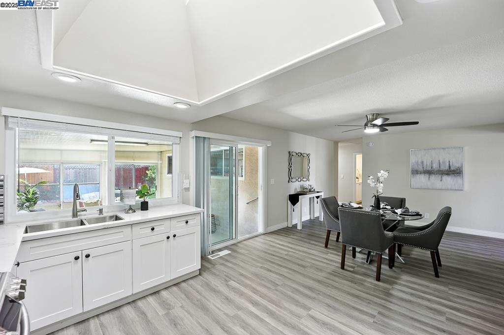Detail Gallery Image 13 of 60 For 2702 Chinook Ct, Union City,  CA 94587 - 4 Beds | 2 Baths