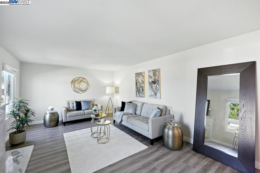 Detail Gallery Image 9 of 60 For 2702 Chinook Ct, Union City,  CA 94587 - 4 Beds | 2 Baths