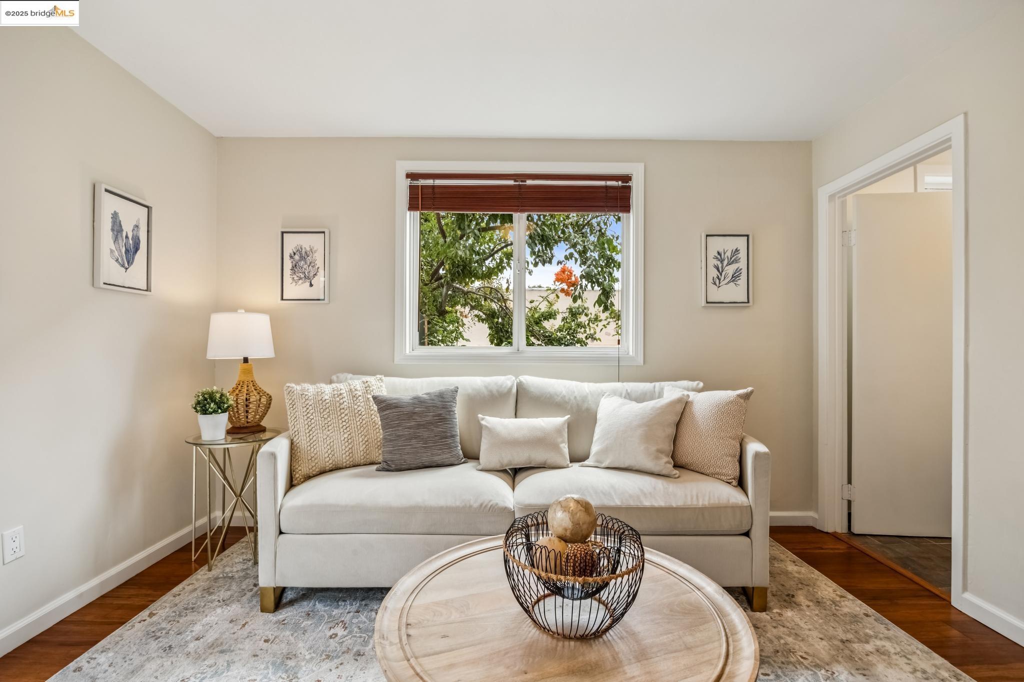 Detail Gallery Image 31 of 54 For 2961 California St, Berkeley,  CA 94703 - 4 Beds | 3 Baths