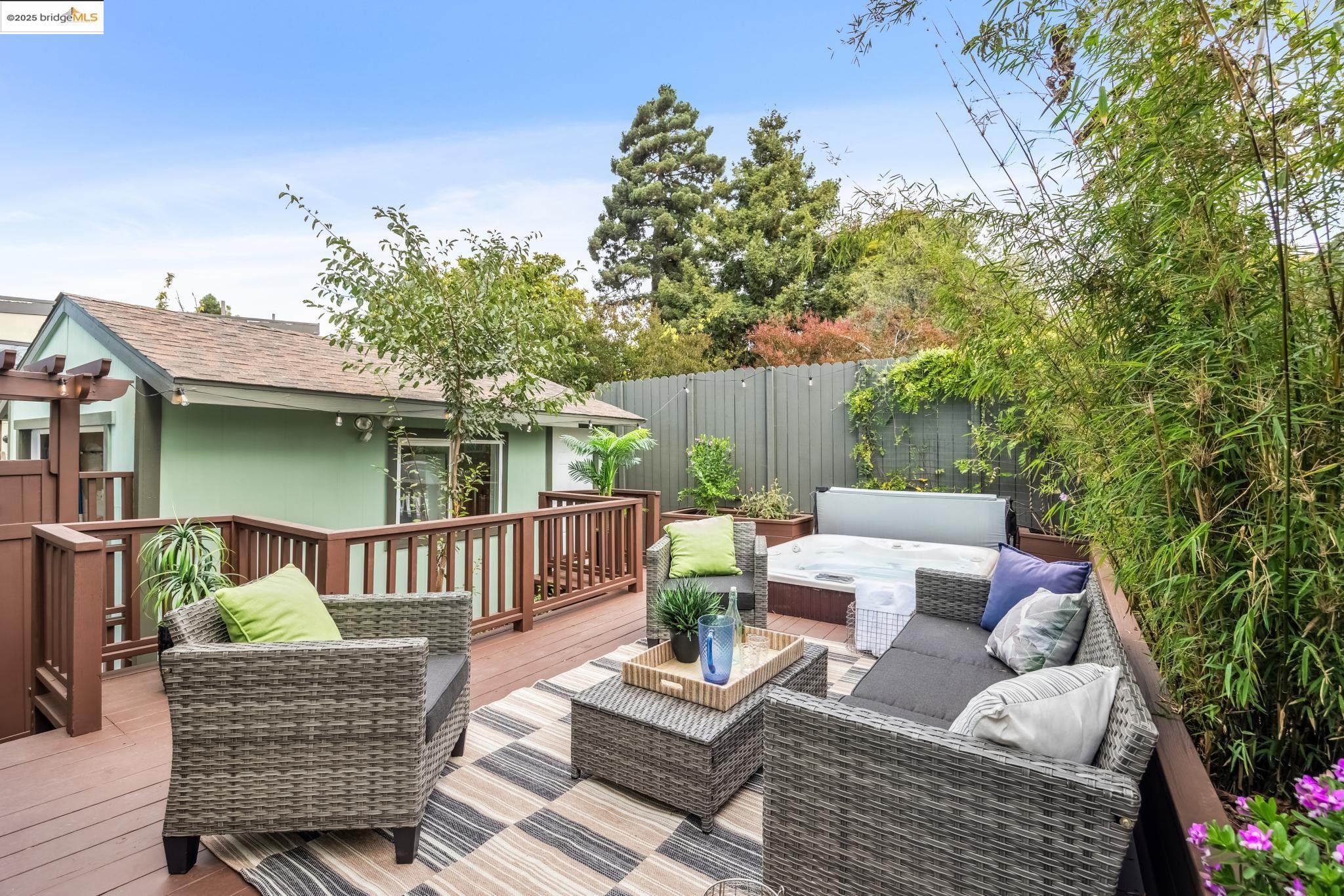 Detail Gallery Image 41 of 54 For 2961 California St, Berkeley,  CA 94703 - 4 Beds | 3 Baths
