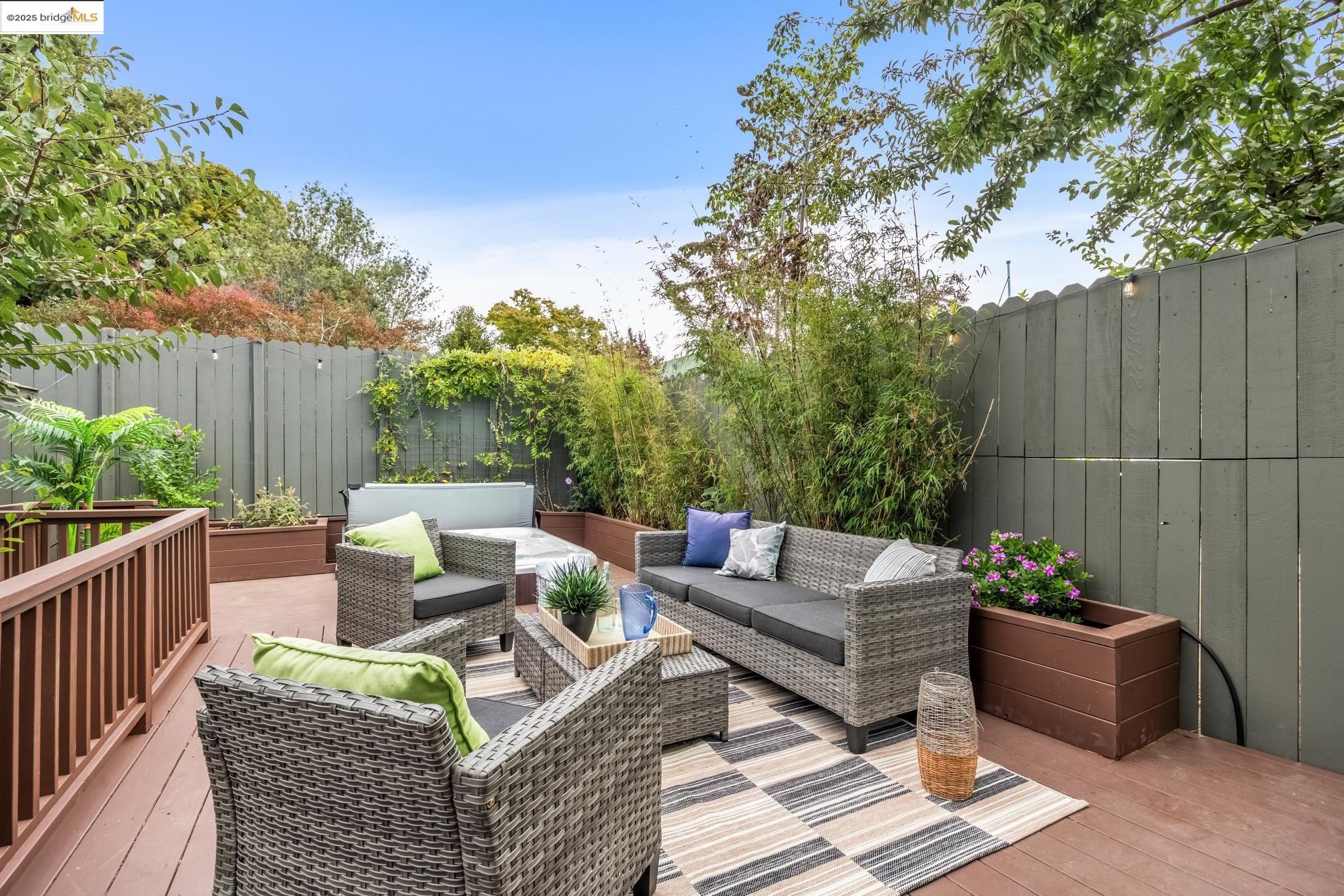 Detail Gallery Image 42 of 54 For 2961 California St, Berkeley,  CA 94703 - 4 Beds | 3 Baths