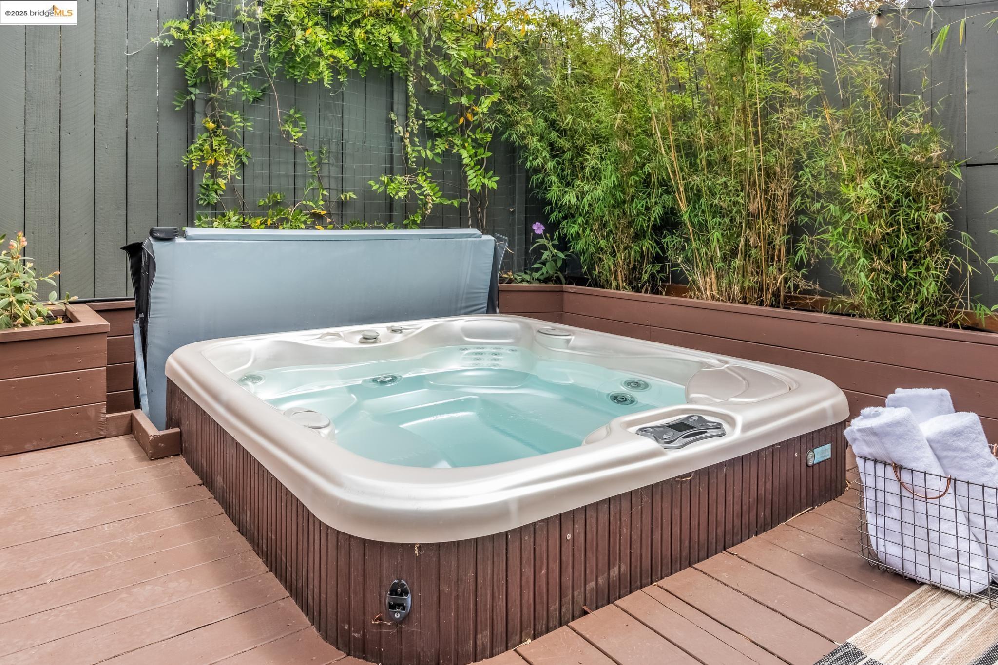 Detail Gallery Image 46 of 54 For 2961 California St, Berkeley,  CA 94703 - 4 Beds | 3 Baths