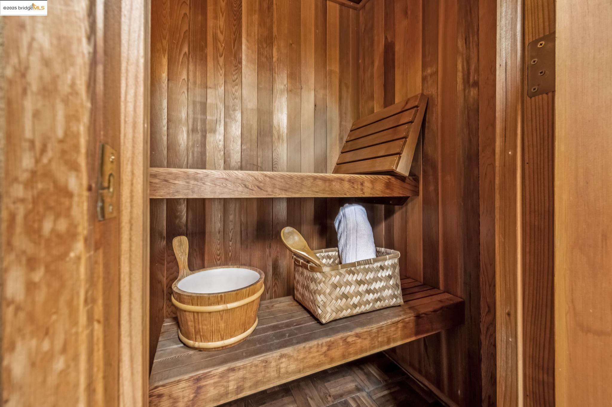 Detail Gallery Image 49 of 54 For 2961 California St, Berkeley,  CA 94703 - 4 Beds | 3 Baths