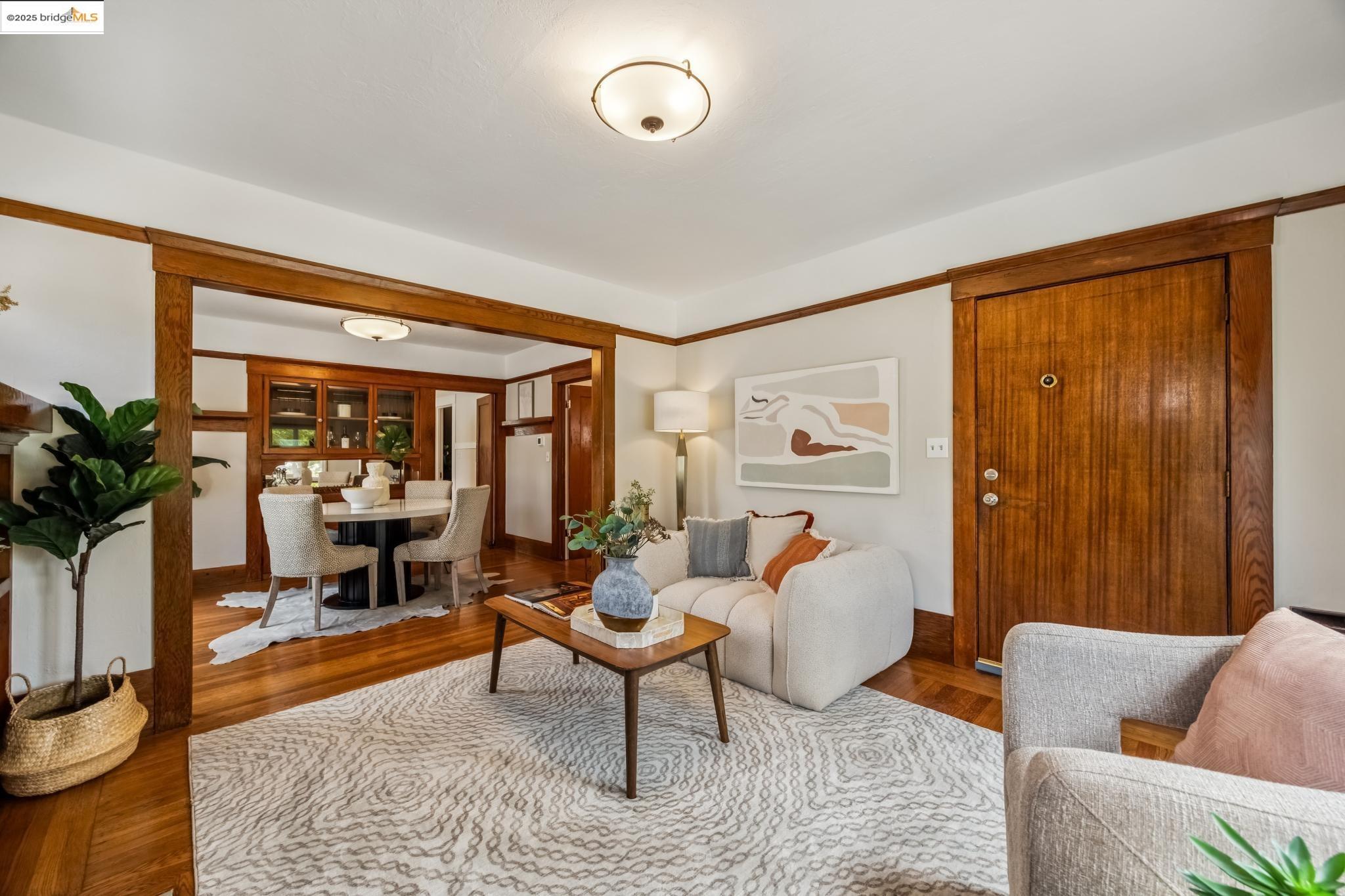 Detail Gallery Image 9 of 54 For 2961 California St, Berkeley,  CA 94703 - 4 Beds | 3 Baths