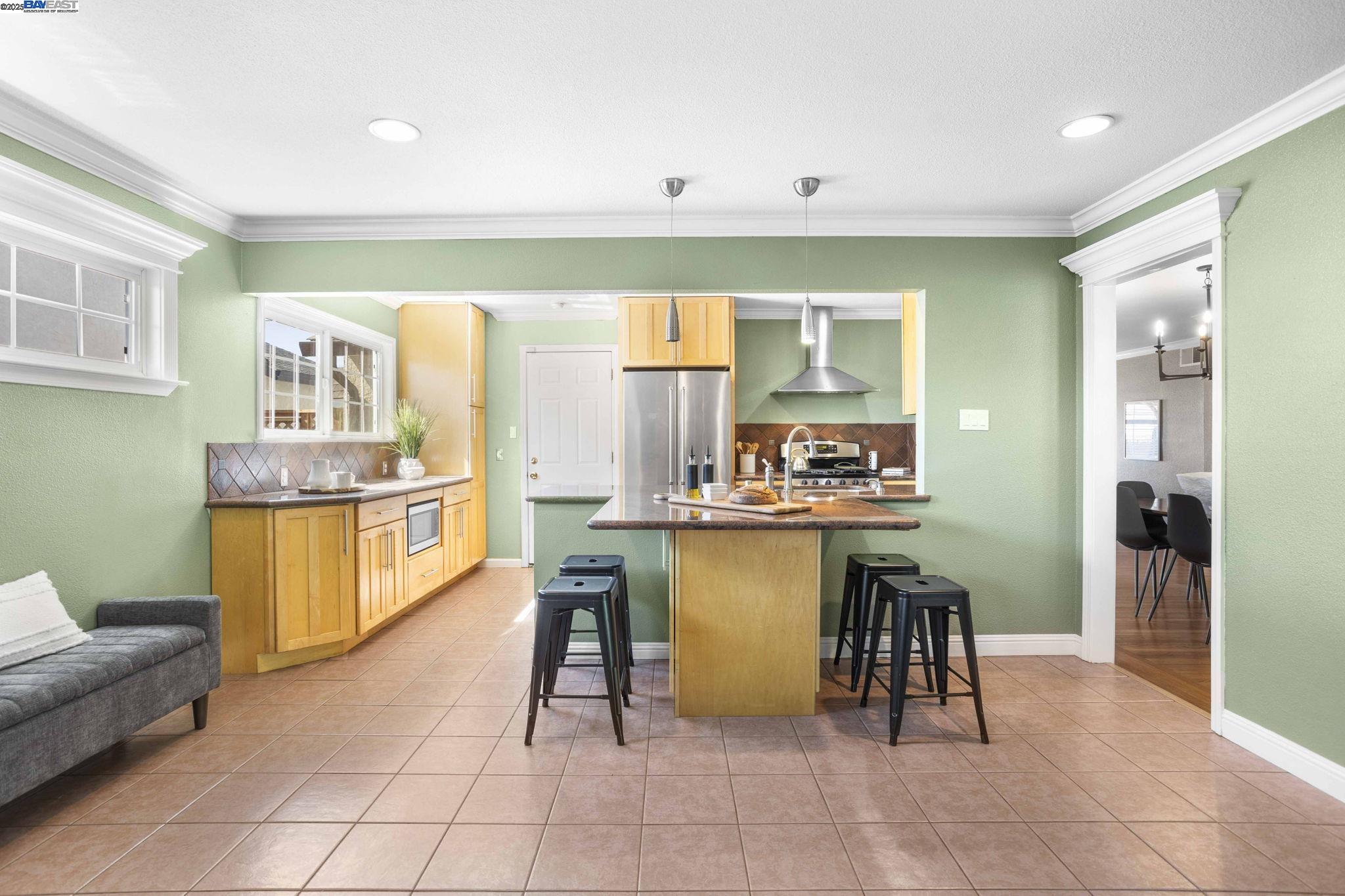Detail Gallery Image 21 of 48 For 16238 Lyle St, Castro Valley,  CA 94578 - 3 Beds | 2 Baths