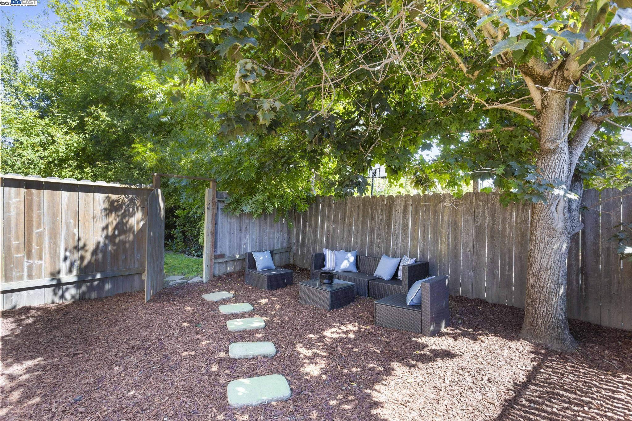 Detail Gallery Image 41 of 48 For 16238 Lyle St, Castro Valley,  CA 94578 - 3 Beds | 2 Baths