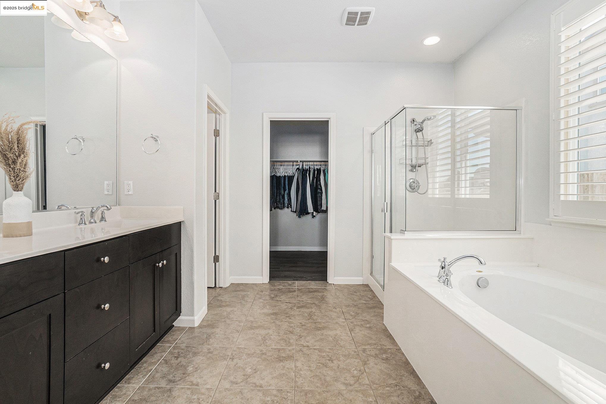 Detail Gallery Image 22 of 52 For 31 Rustic Ct, Oakley,  CA 94561 - 4 Beds | 3 Baths