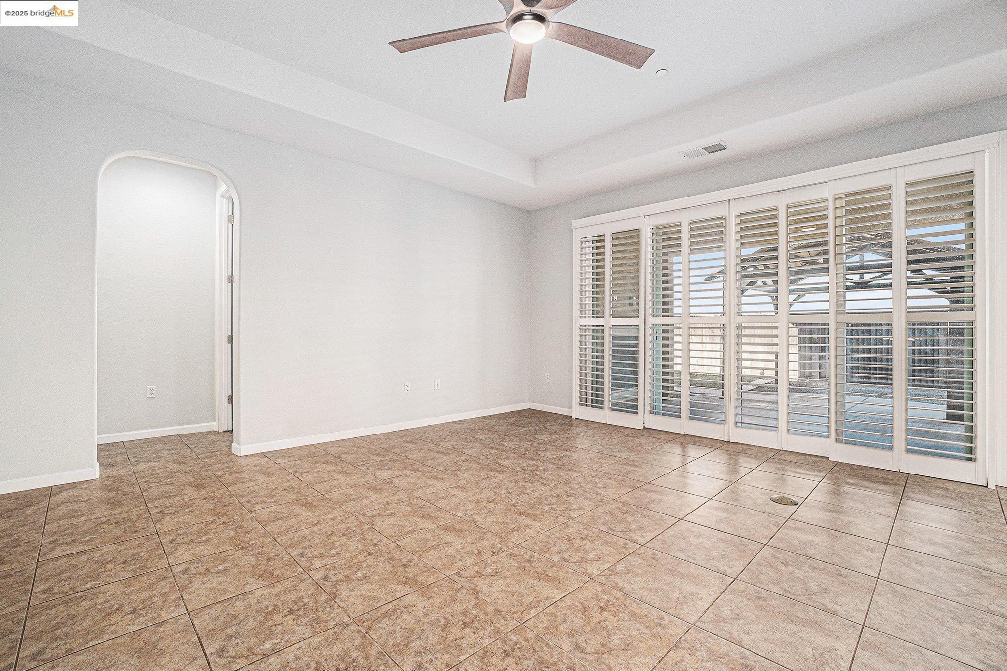 Detail Gallery Image 4 of 52 For 31 Rustic Ct, Oakley,  CA 94561 - 4 Beds | 3 Baths