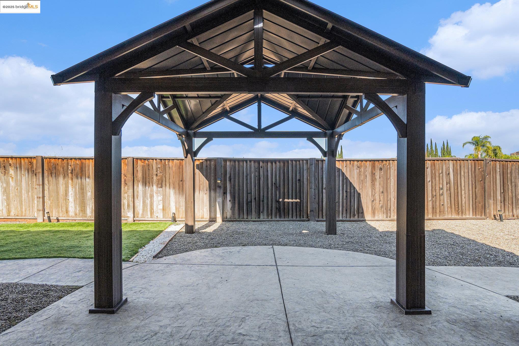 Detail Gallery Image 34 of 52 For 31 Rustic Ct, Oakley,  CA 94561 - 4 Beds | 3 Baths