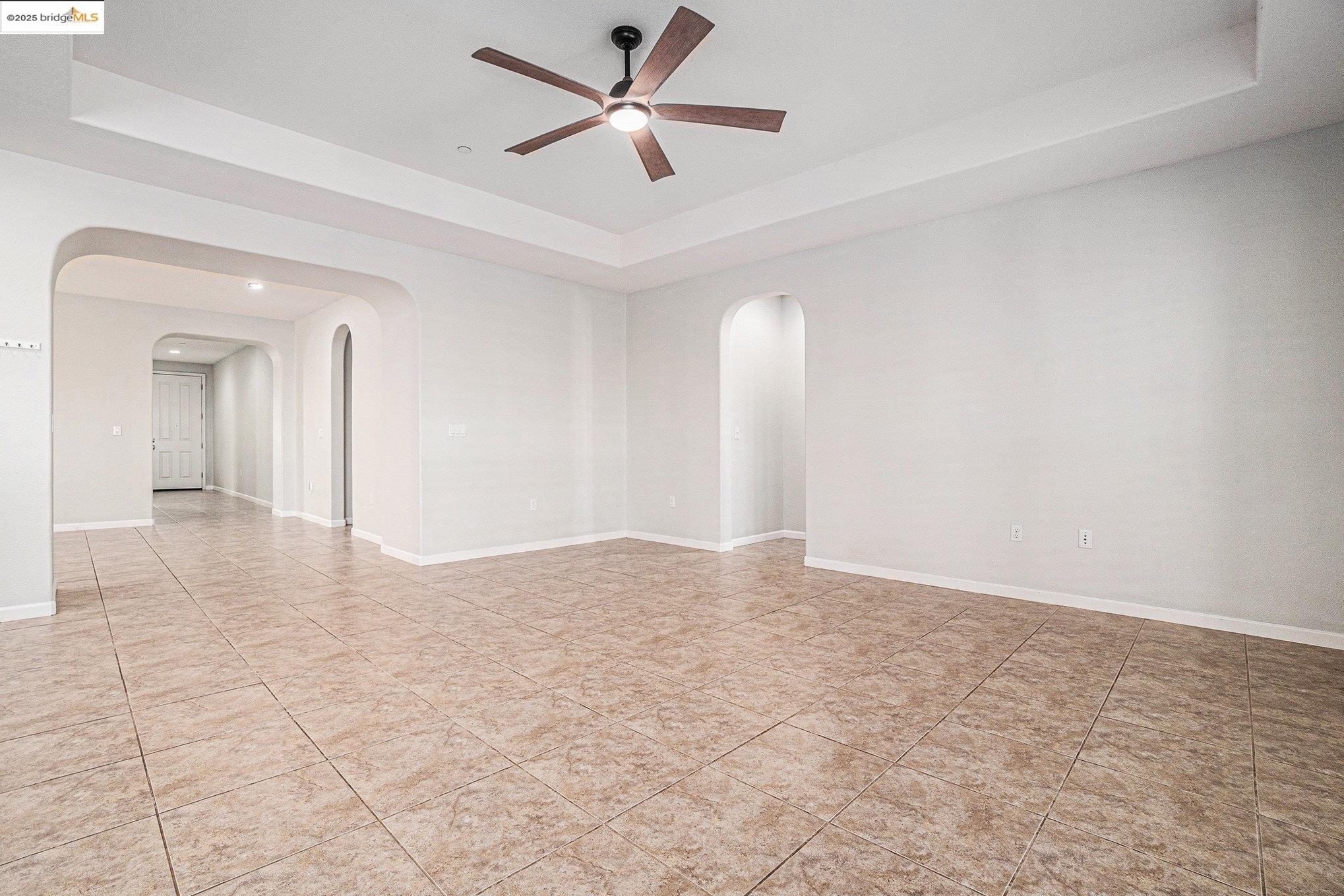Detail Gallery Image 6 of 52 For 31 Rustic Ct, Oakley,  CA 94561 - 4 Beds | 3 Baths
